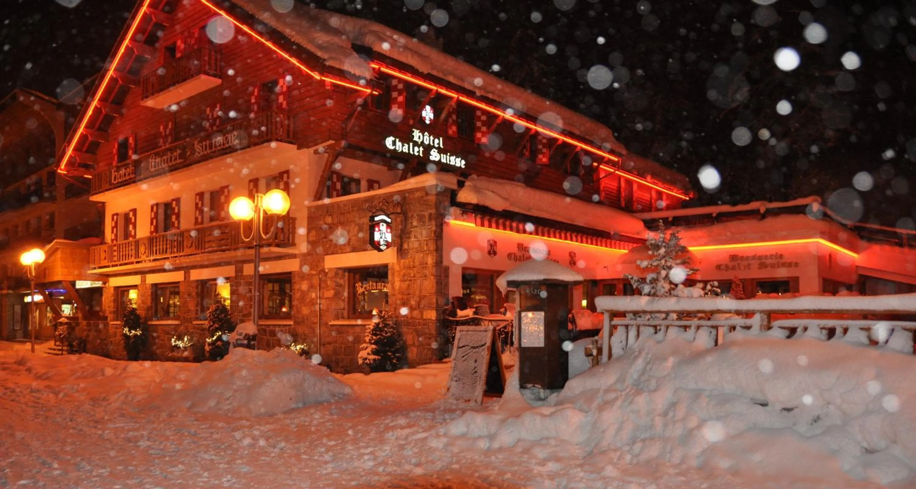 Facade/entrance in Le Chalet Suisse