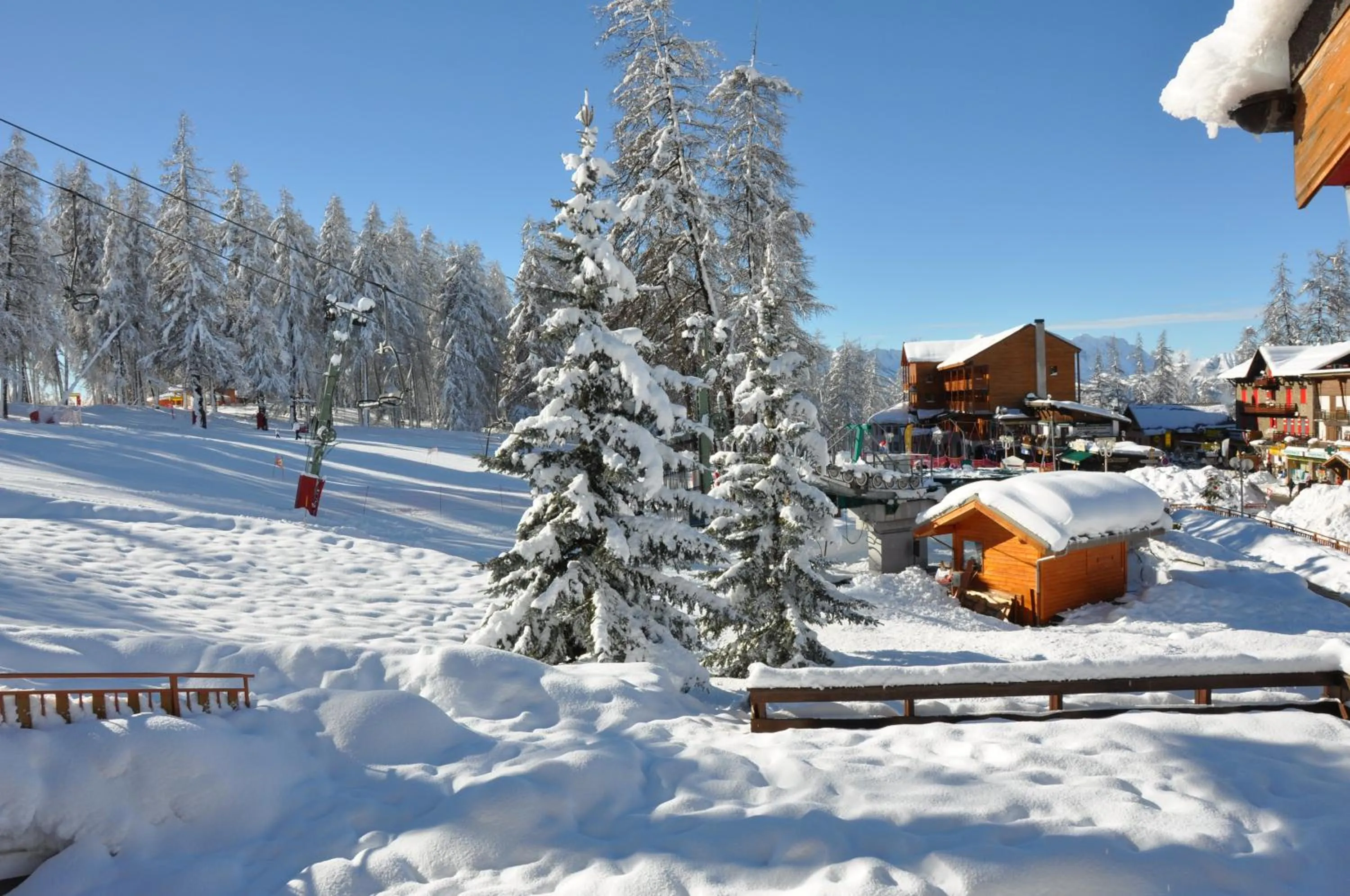 Winter in Le Chalet Suisse