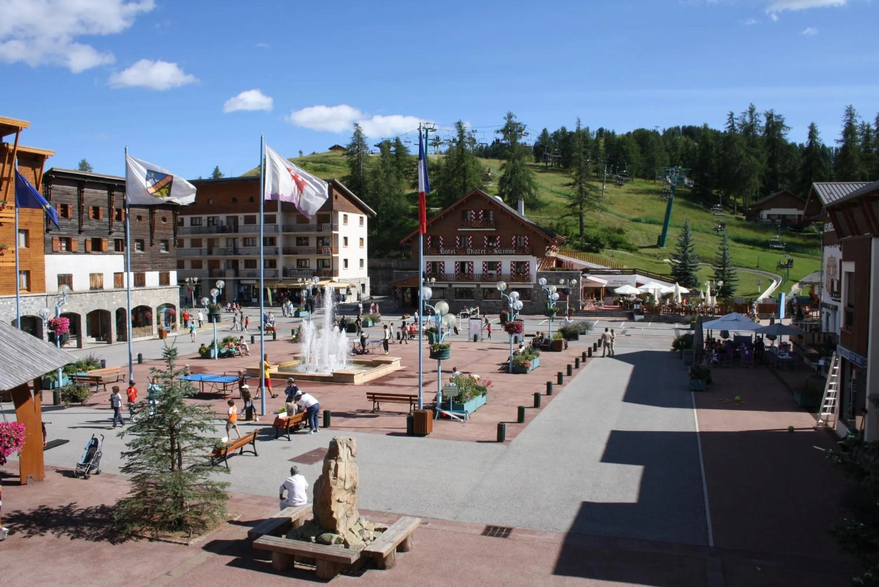 Bird's eye view in Le Chalet Suisse