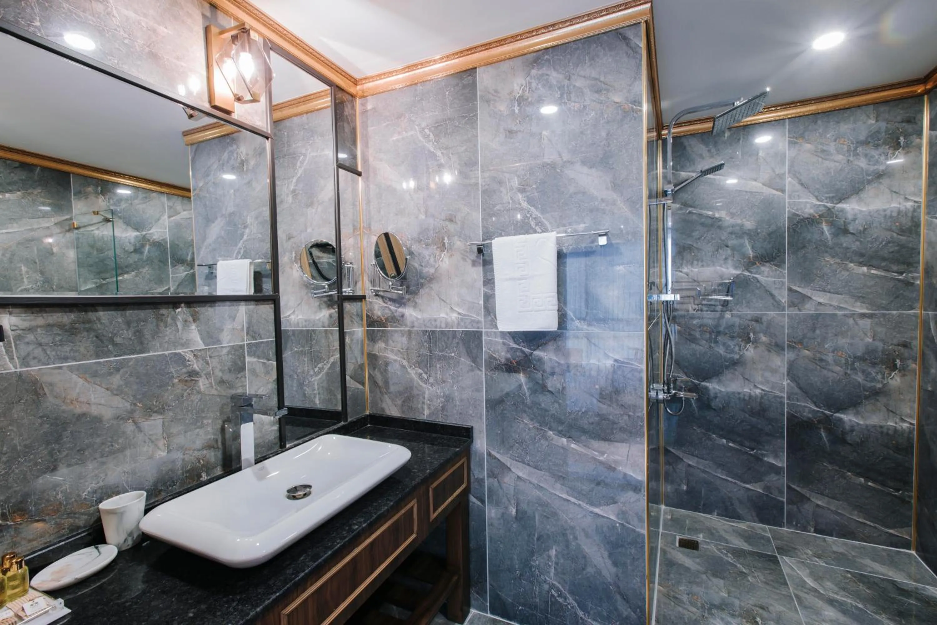 Bathroom in TS Gold Otel