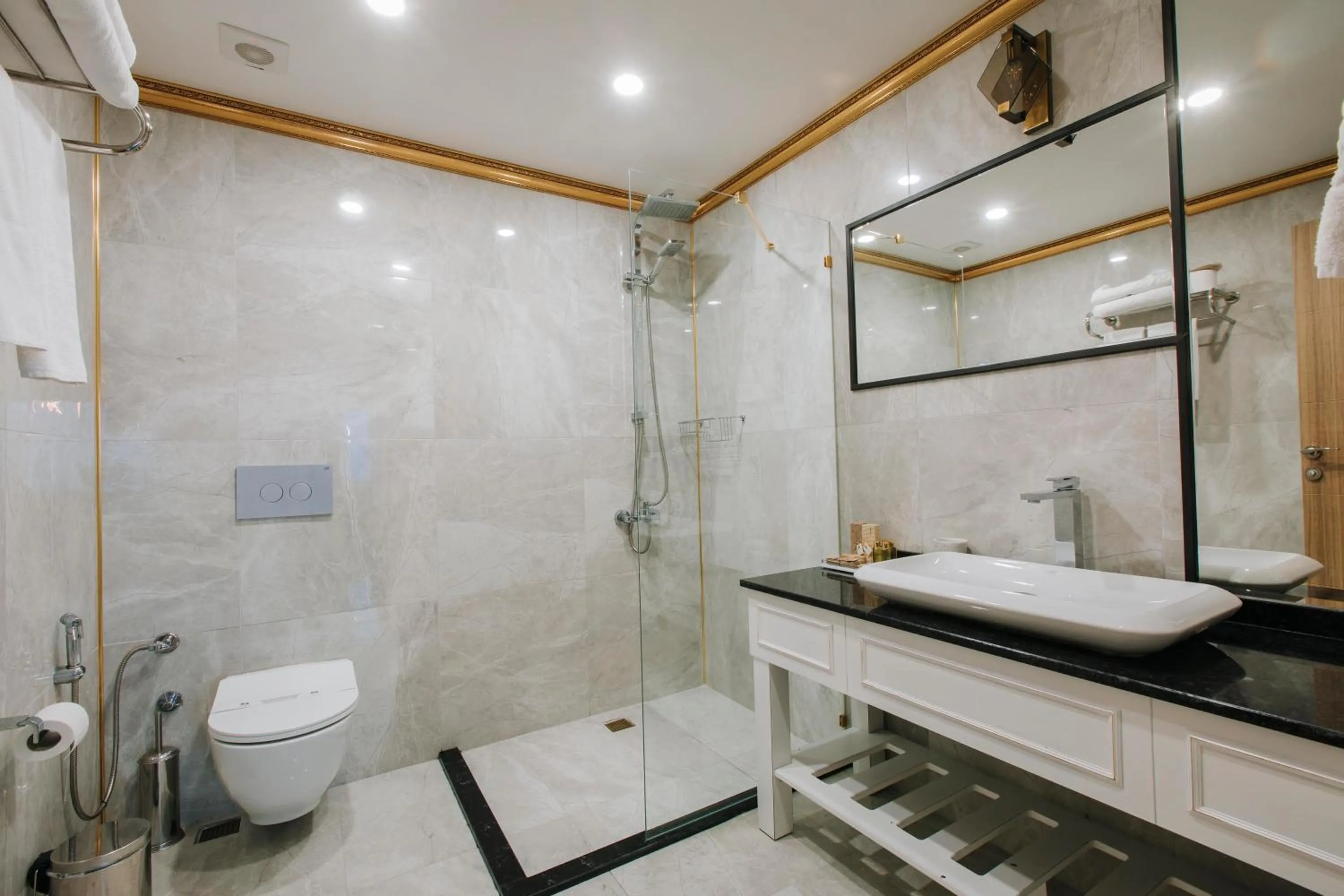 Bathroom in TS Gold Otel