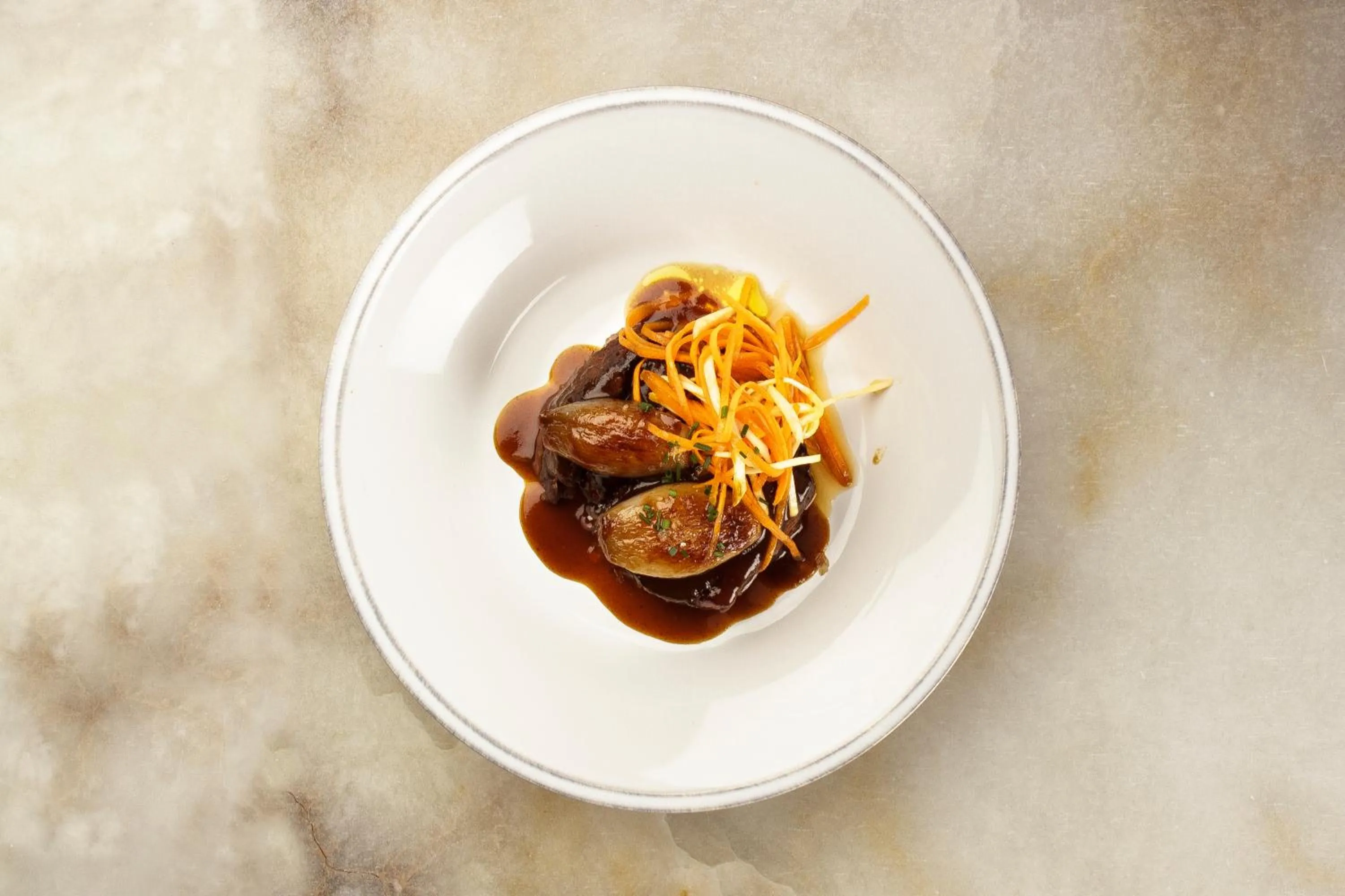 Restaurant/places to eat in Smoix hotel