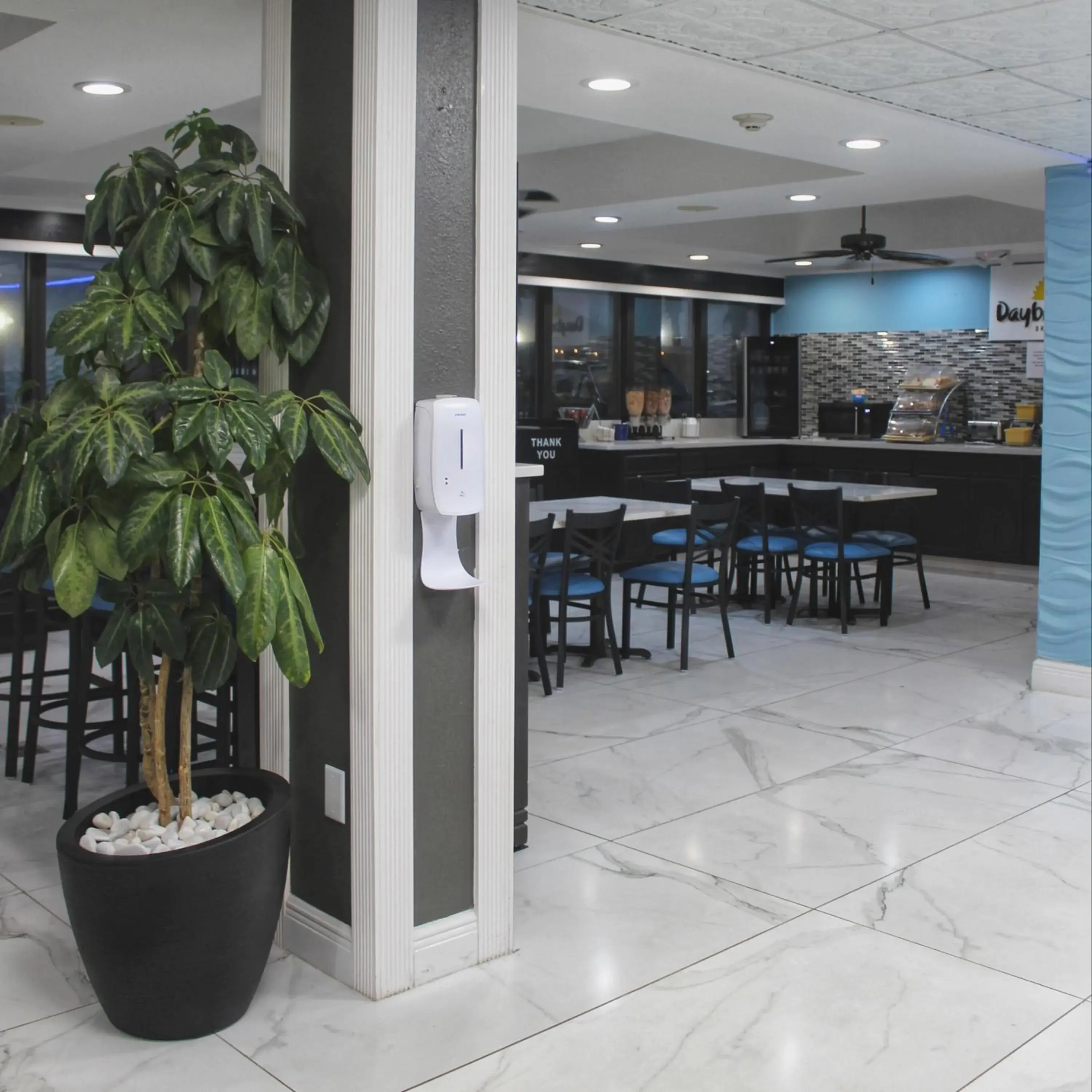Lobby or reception in Days Inn by Wyndham Marianna Lobby or reception in Days Inn by Wyndham Marianna