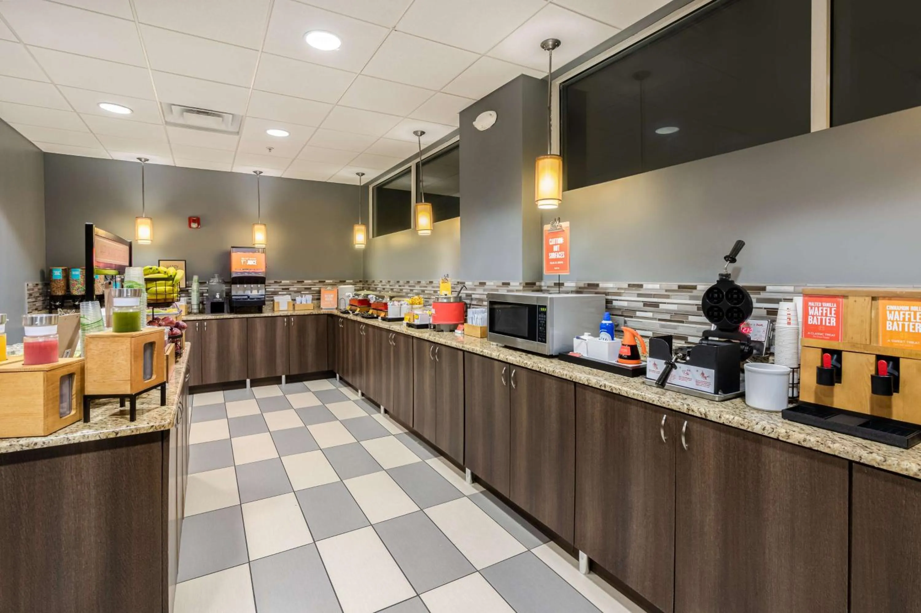 Breakfast in Hampton Inn Daytona Shores-Oceanfront