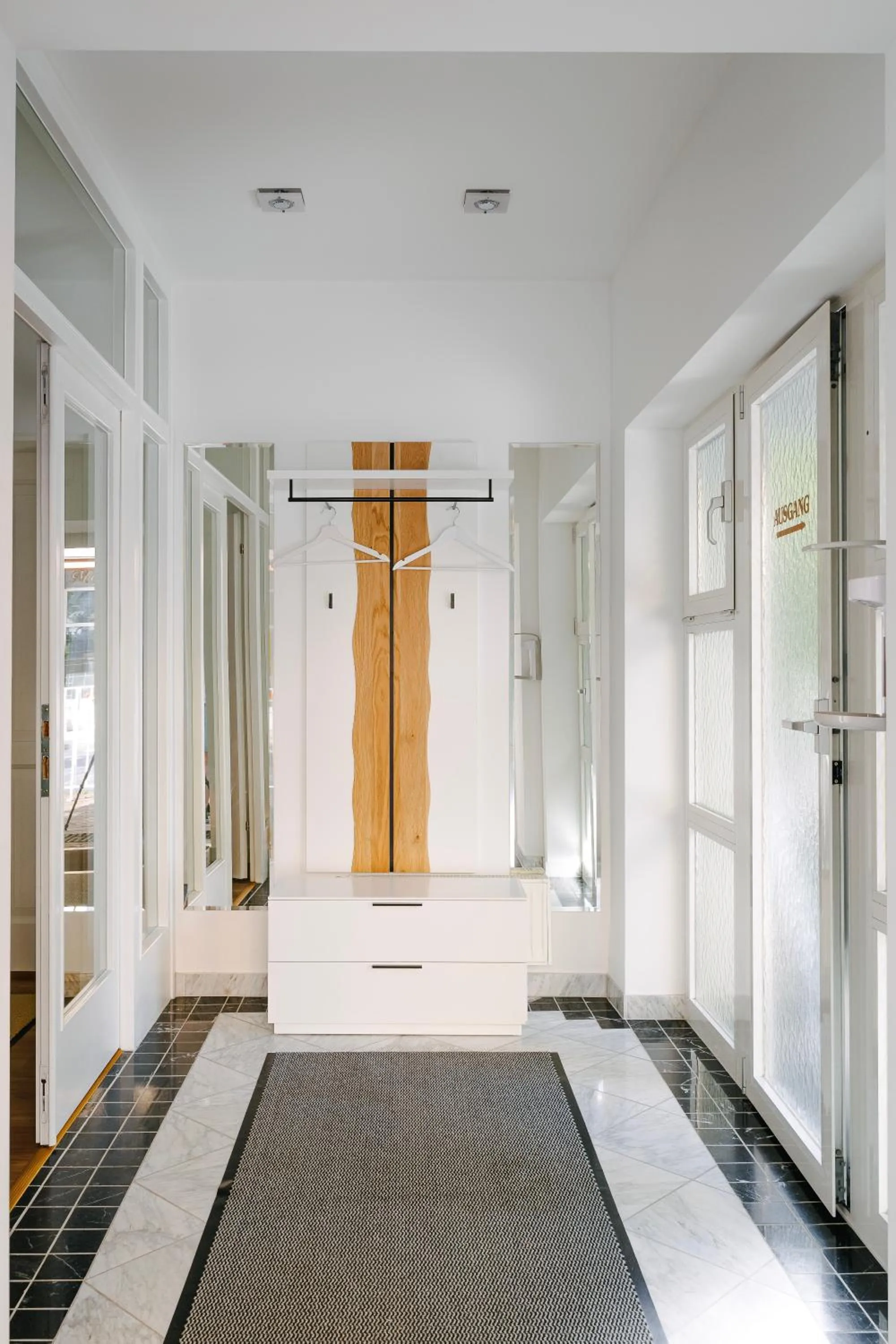 Photo of the whole room, Bed in Residenz Kaiser Franz Josef