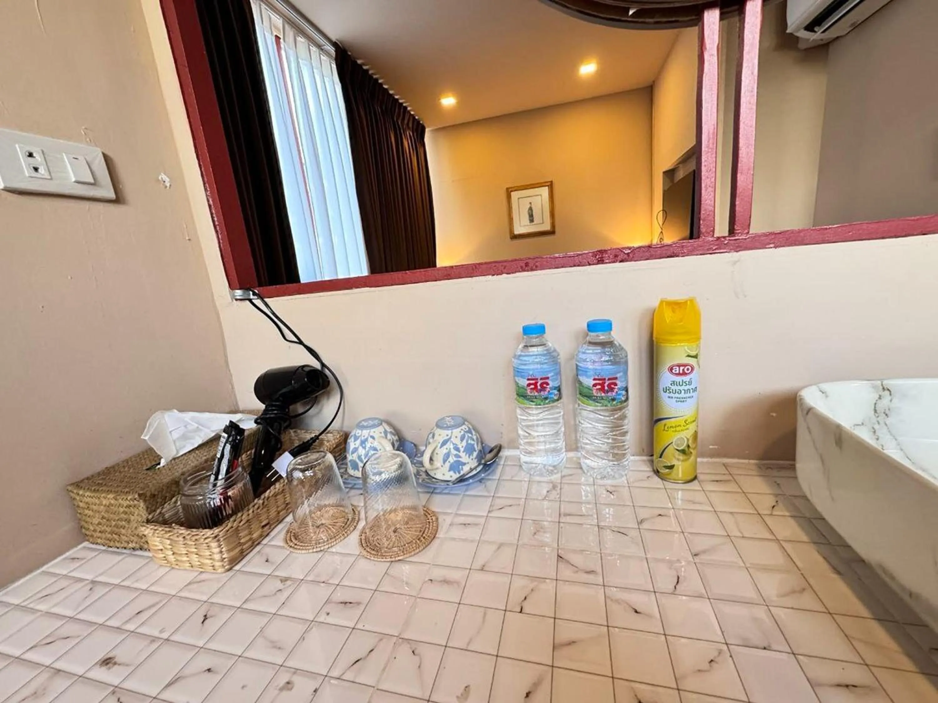 Area and facilities in Blu Cabin Ari Stylish Gay Poshtel