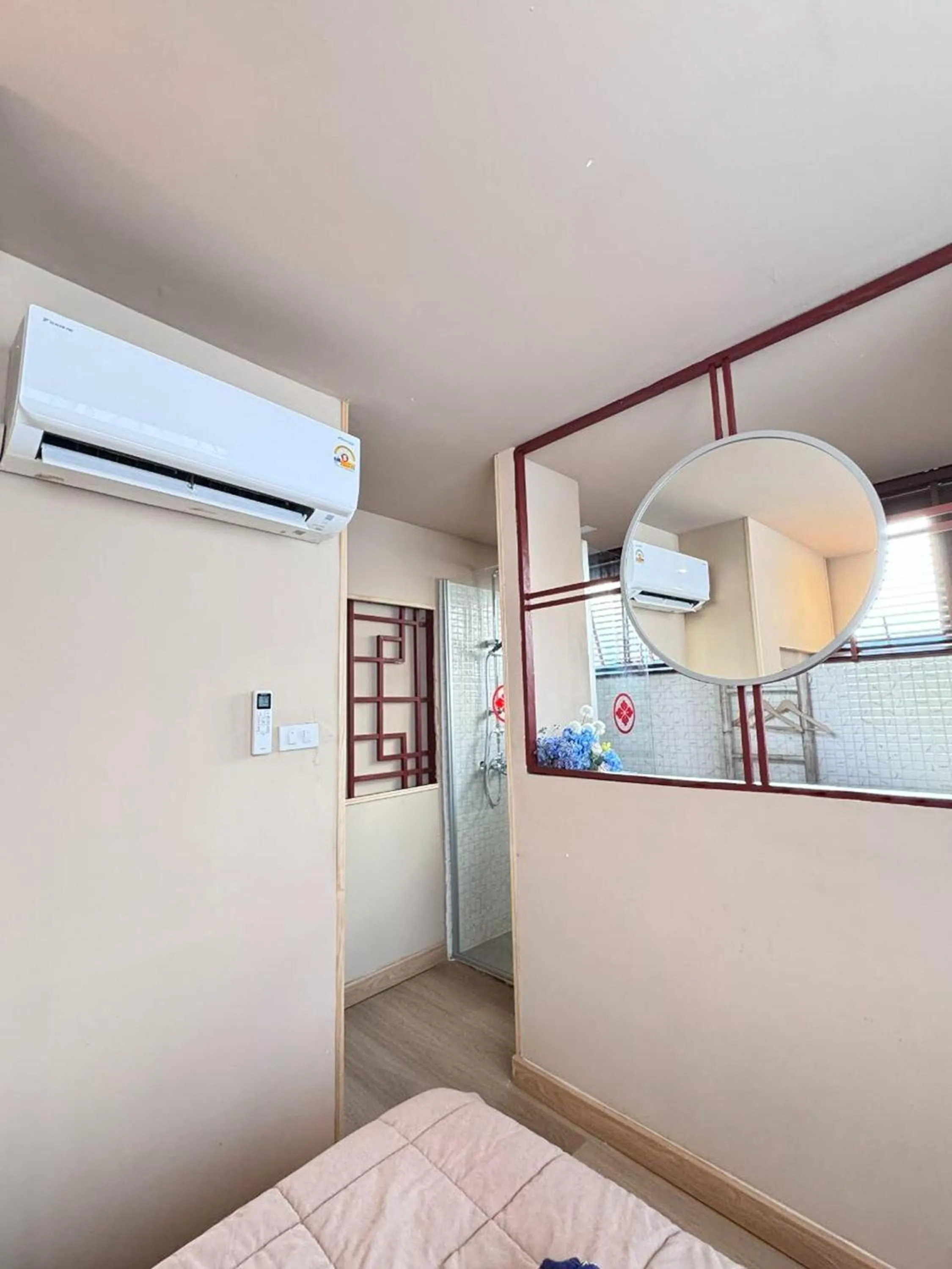 Bedroom in Blu Cabin Ari Stylish Gay Poshtel