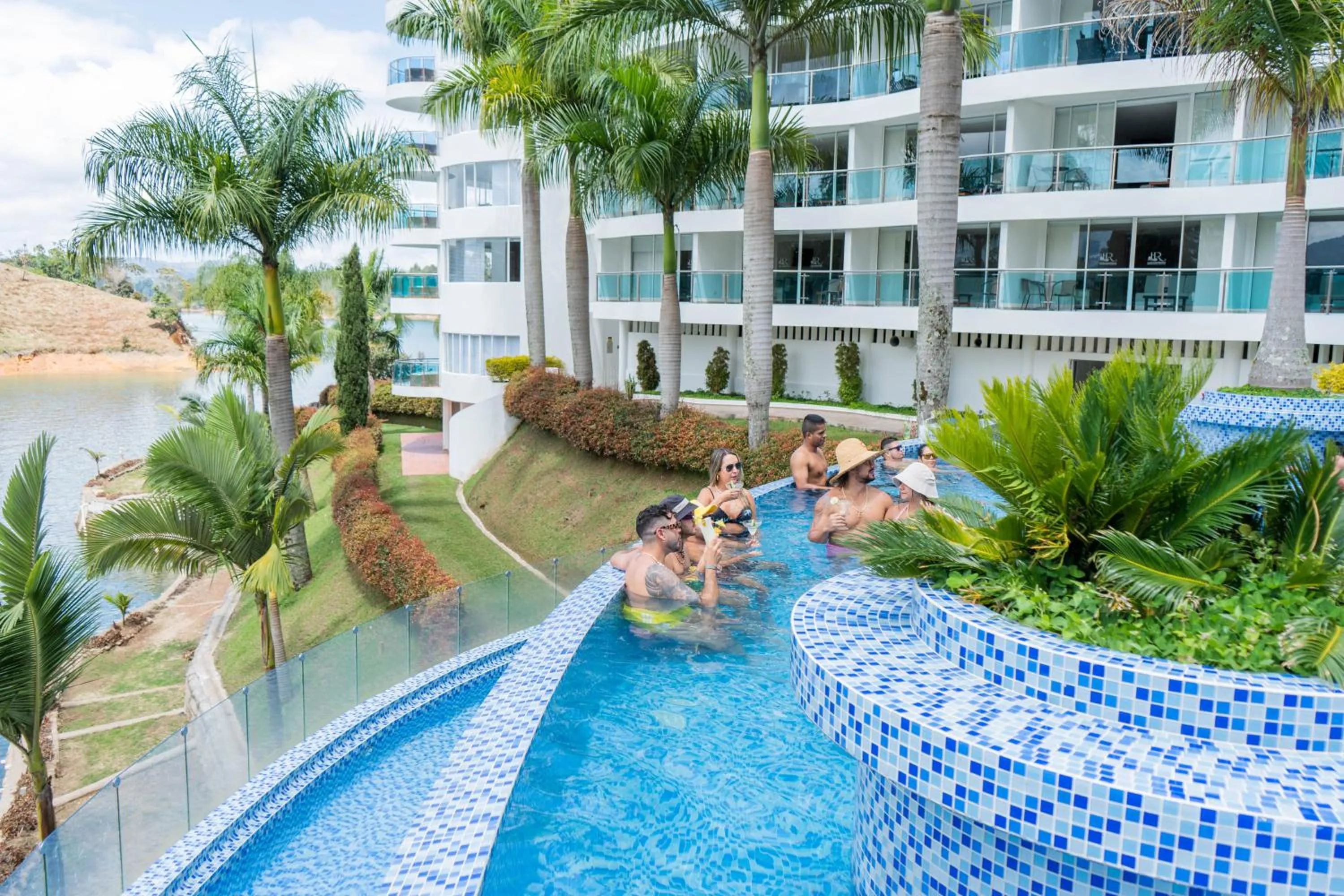 Swimming pool in Hotel Los Recuerdos