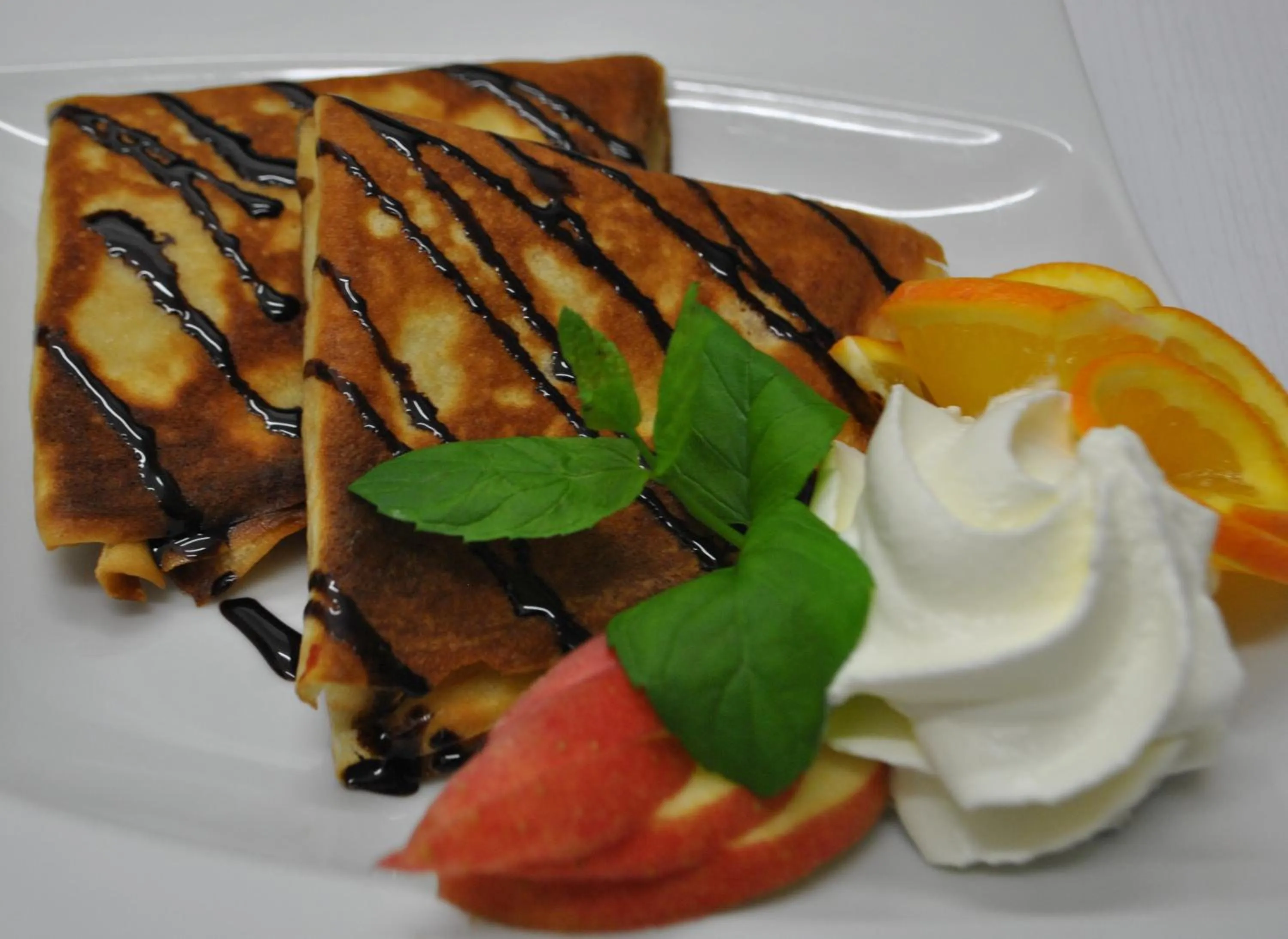 Lunch in Hotel Logos