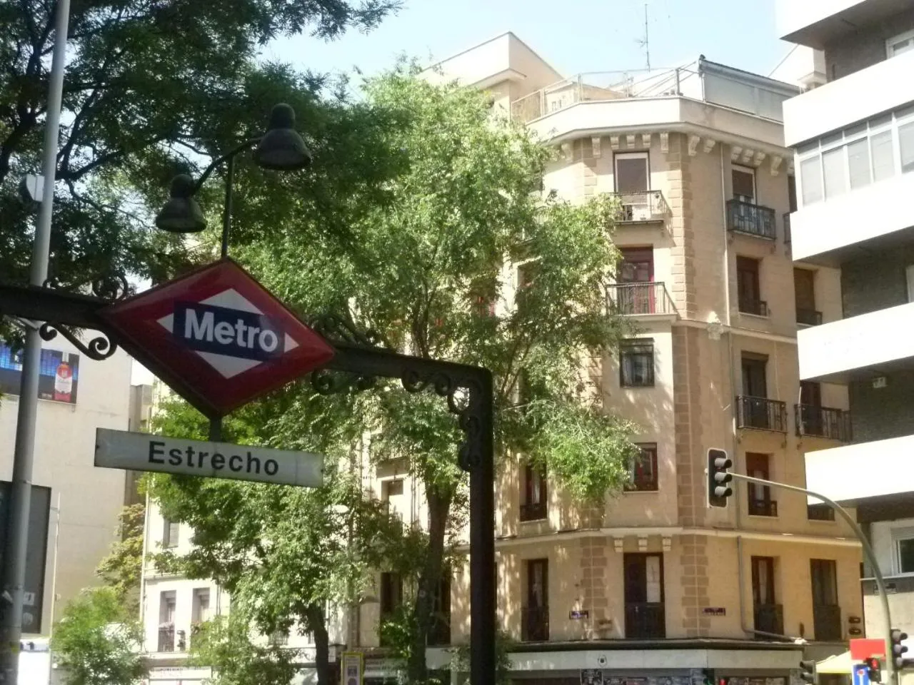 Nearby landmark in Hostal Falfes