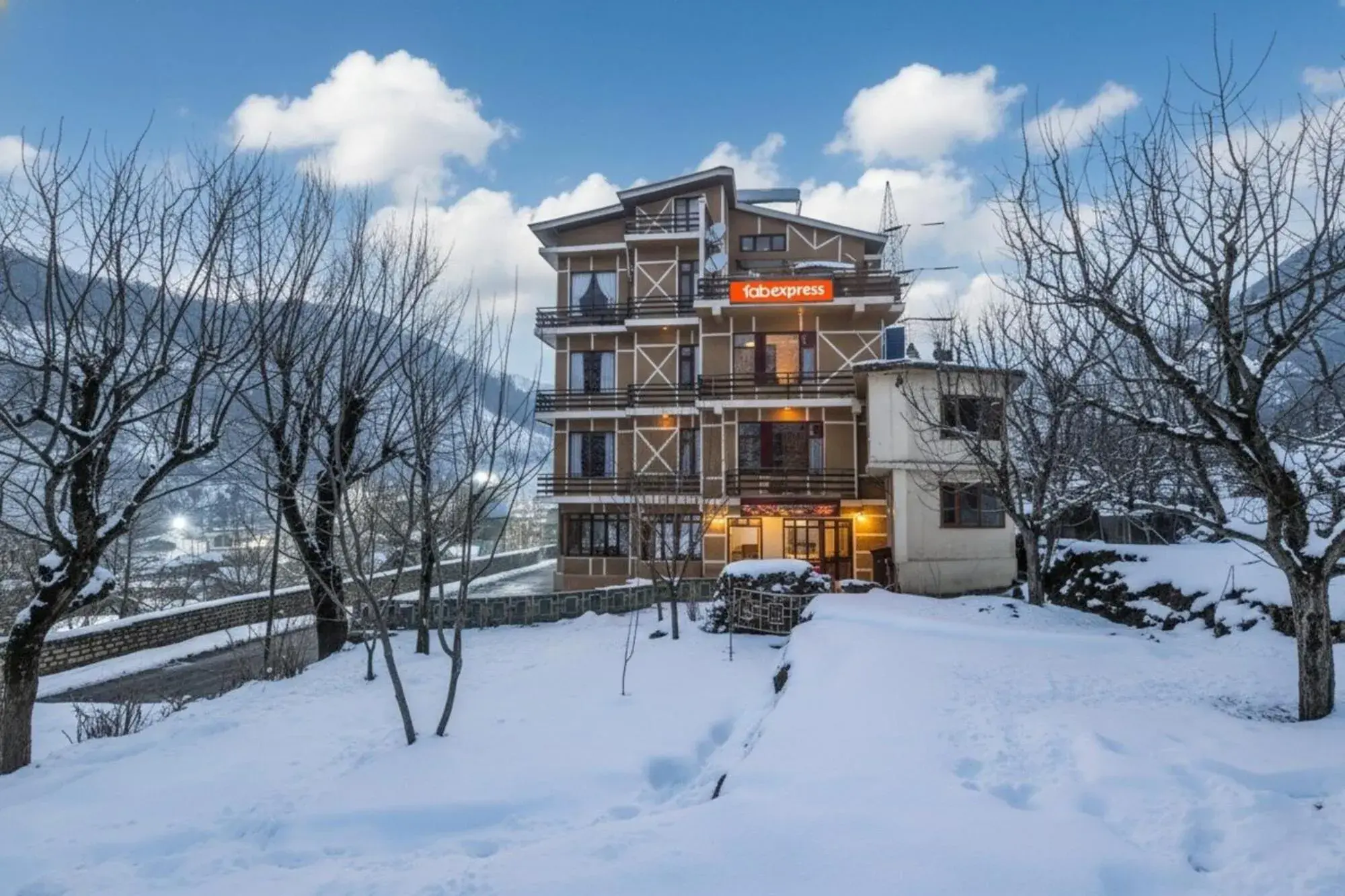 Property building in FabHotel Shami Inn Property building in FabHotel Shami Inn