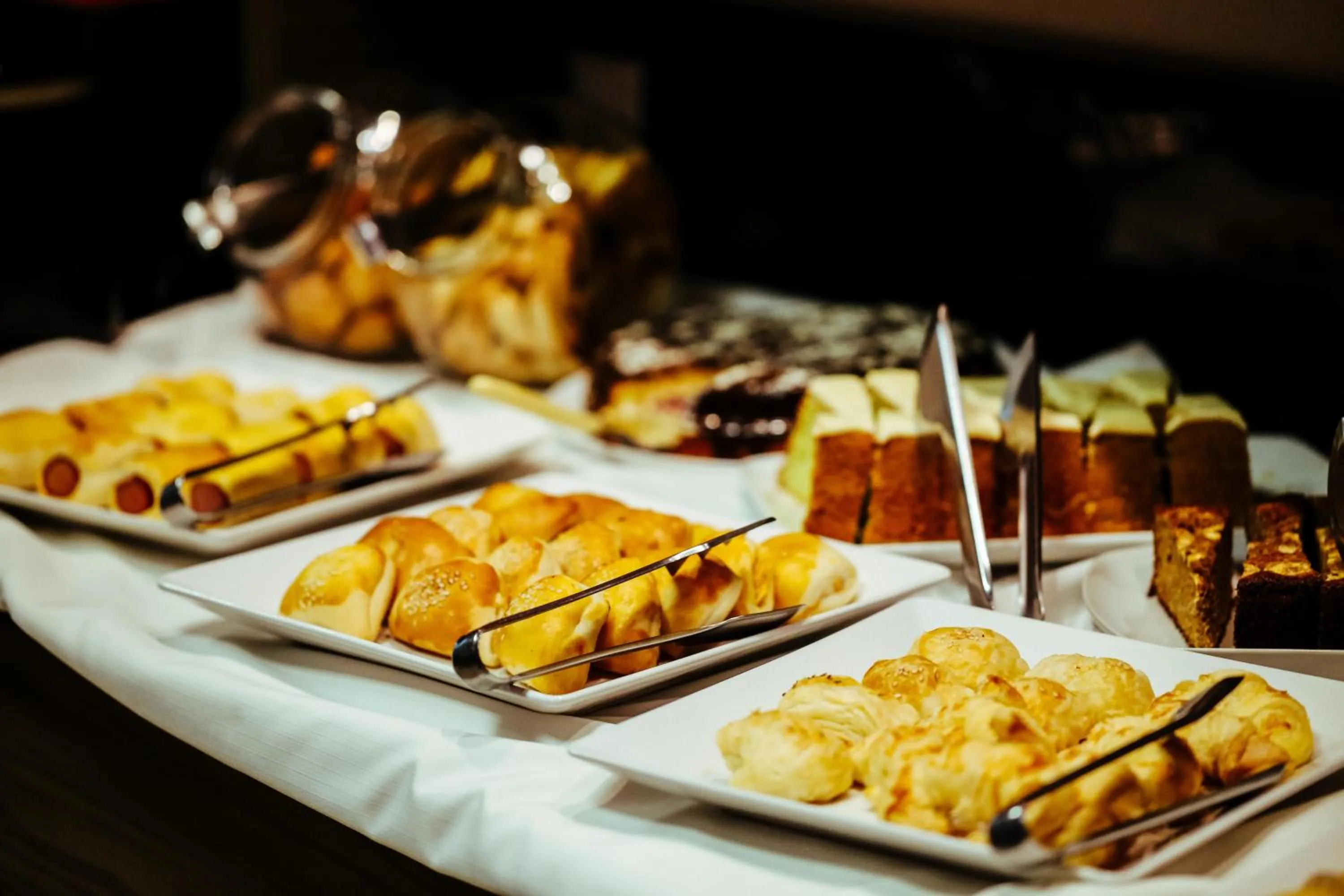 Food and drinks in Tri Hotel Smart Criciuma