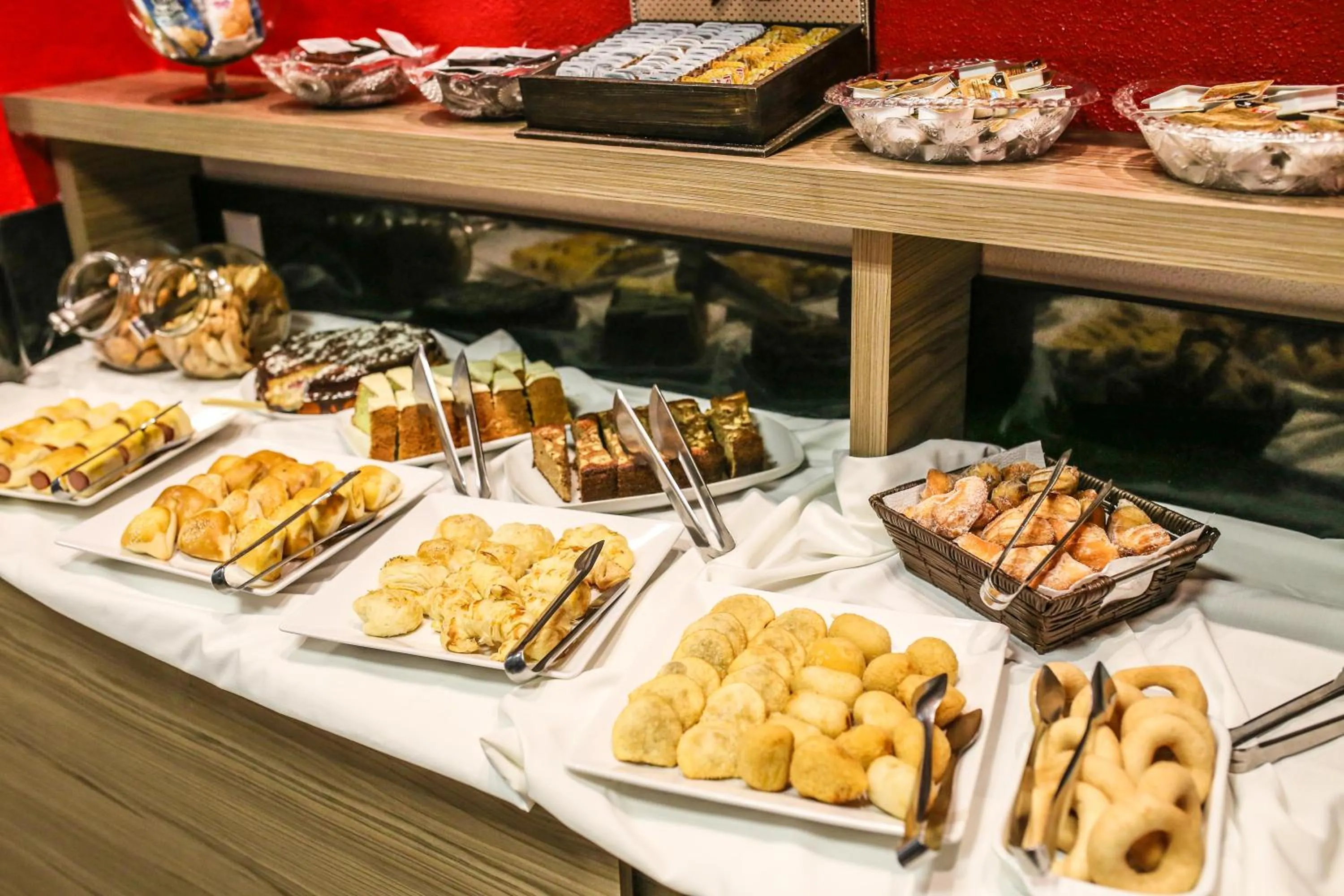 Breakfast in Tri Hotel Smart Criciuma