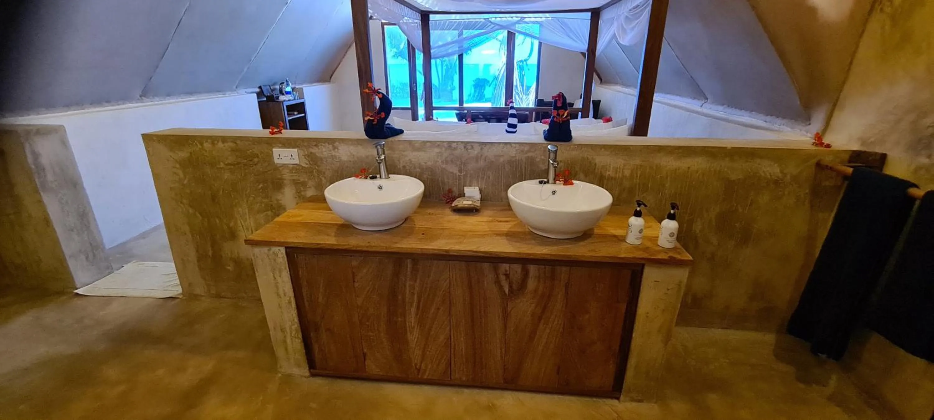 Bathroom in The Zanzibari