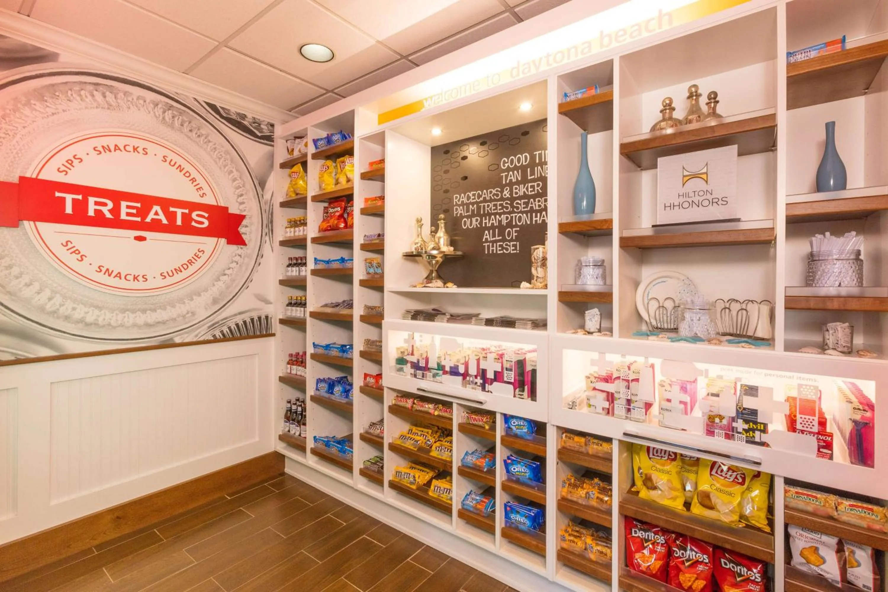 Restaurant/places to eat in Hampton Inn Daytona Speedway-Airport