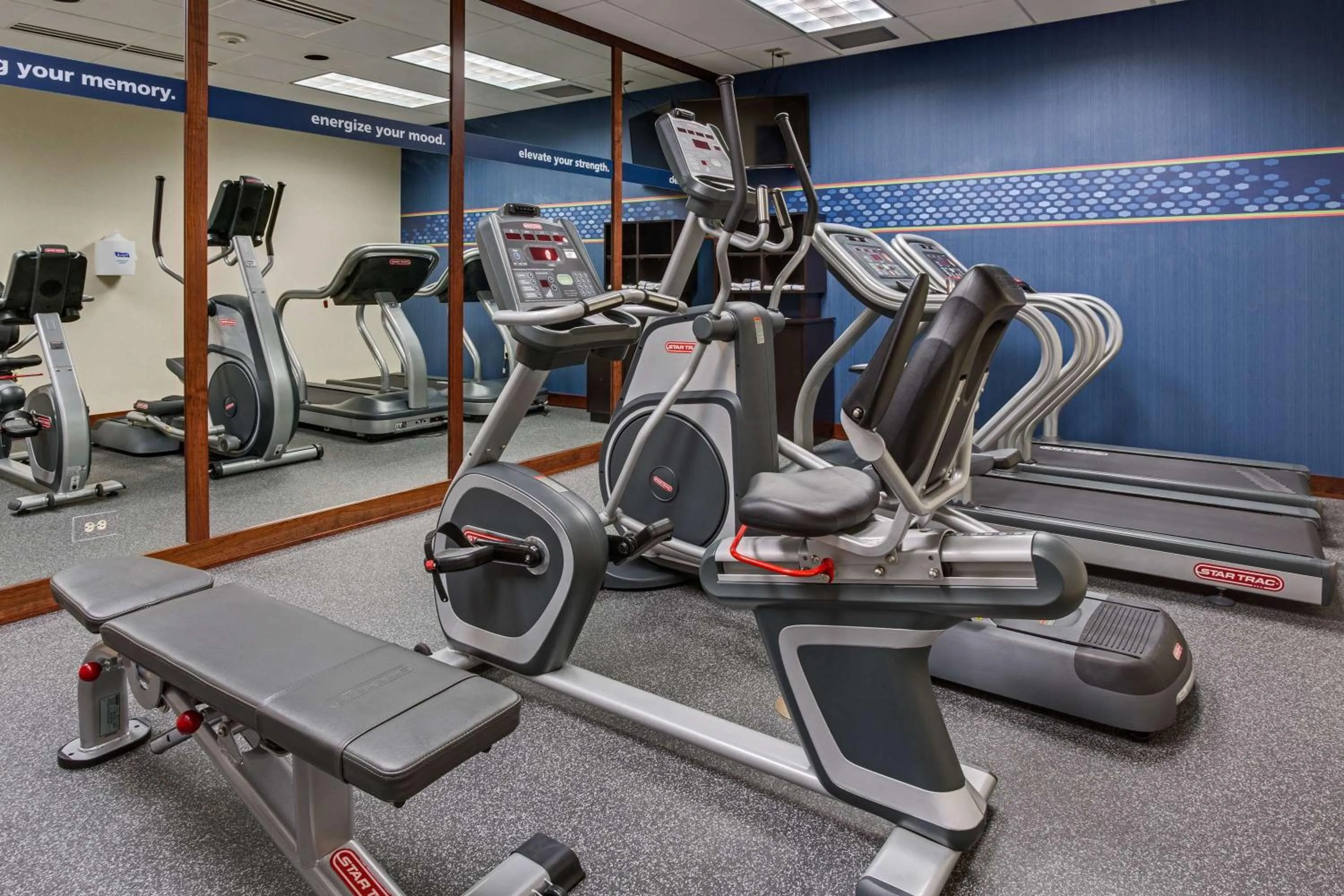 Fitness centre/facilities in Hampton Inn Daytona Speedway-Airport