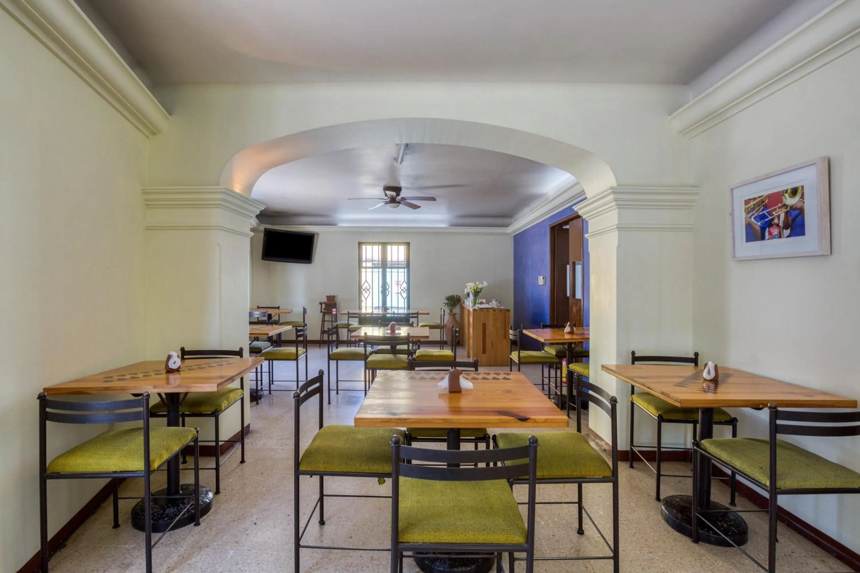 Restaurant/places to eat in Capital O Parador Crespo Hotel, Oaxaca