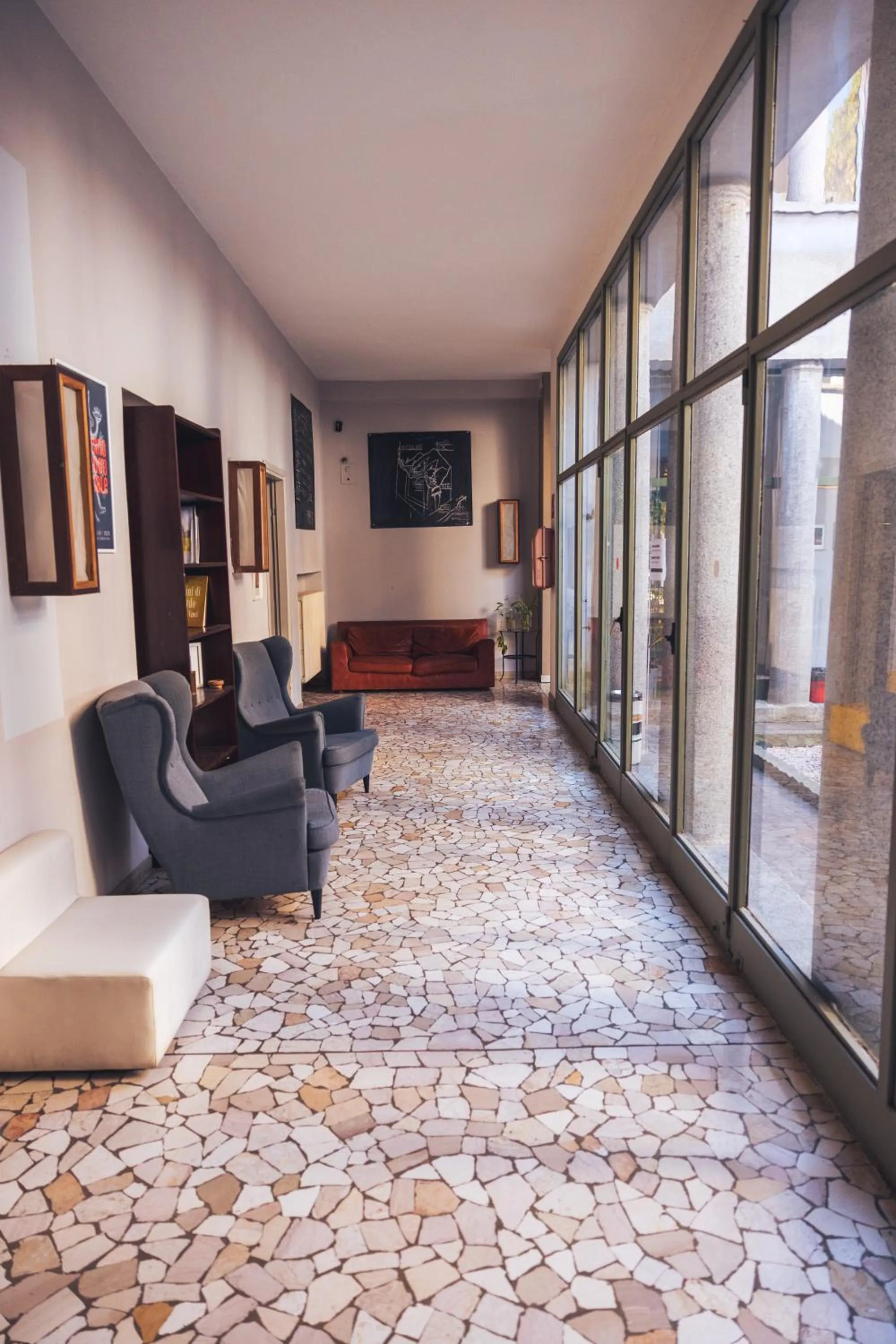 Seating area in OstellOlinda