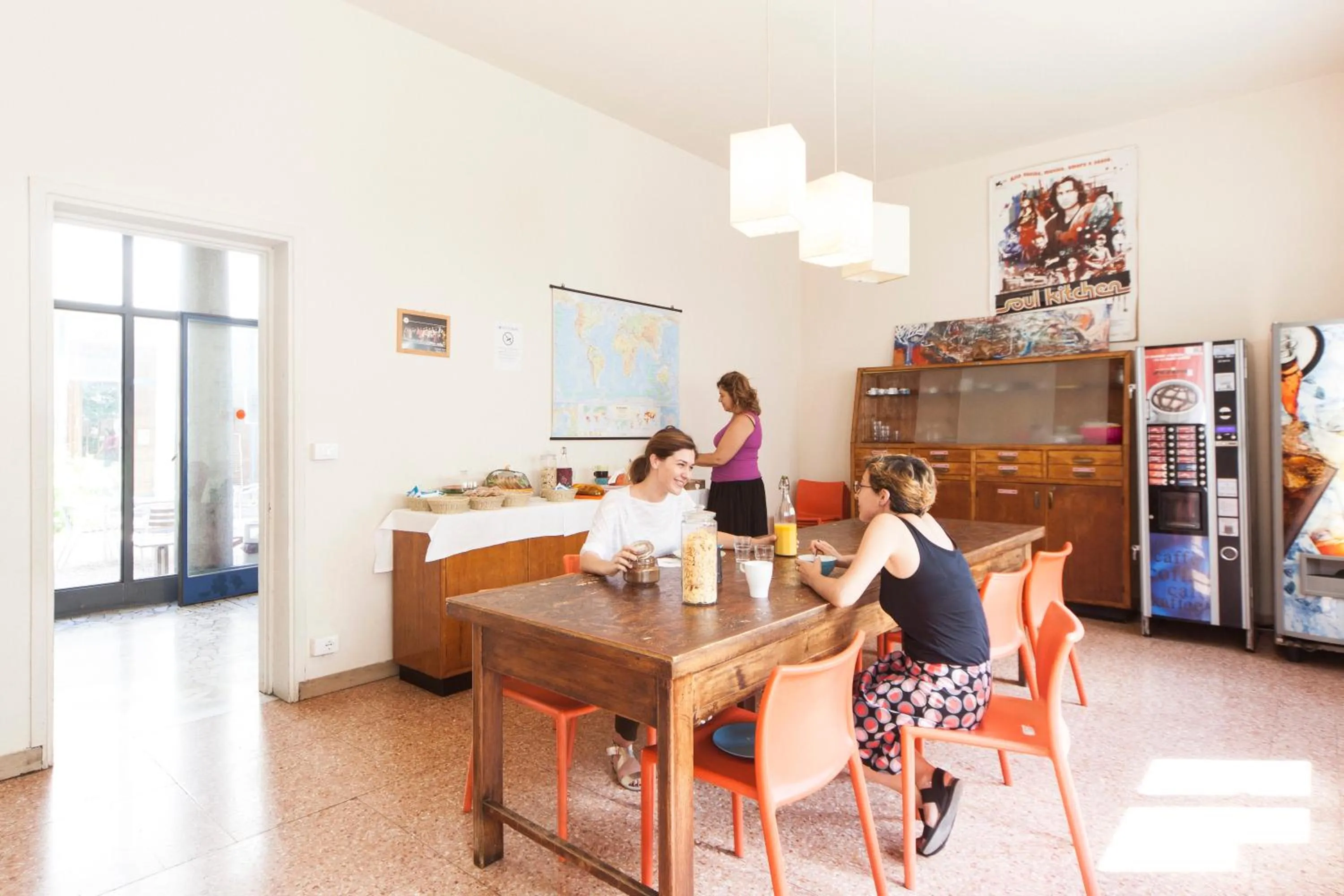 People in OstellOlinda