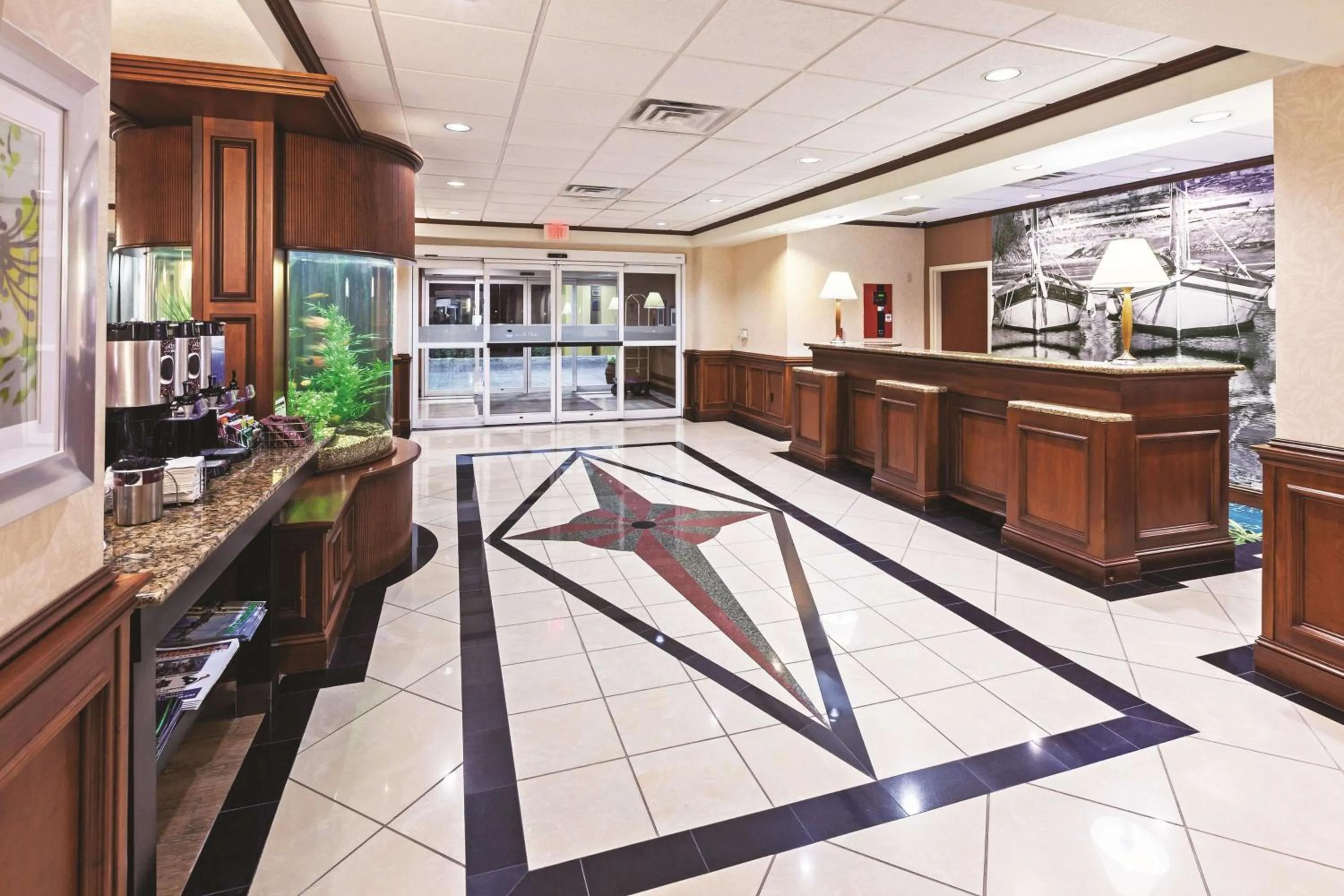 Lobby or reception in La Quinta by Wyndham Corpus Christi-N Padre Isl.