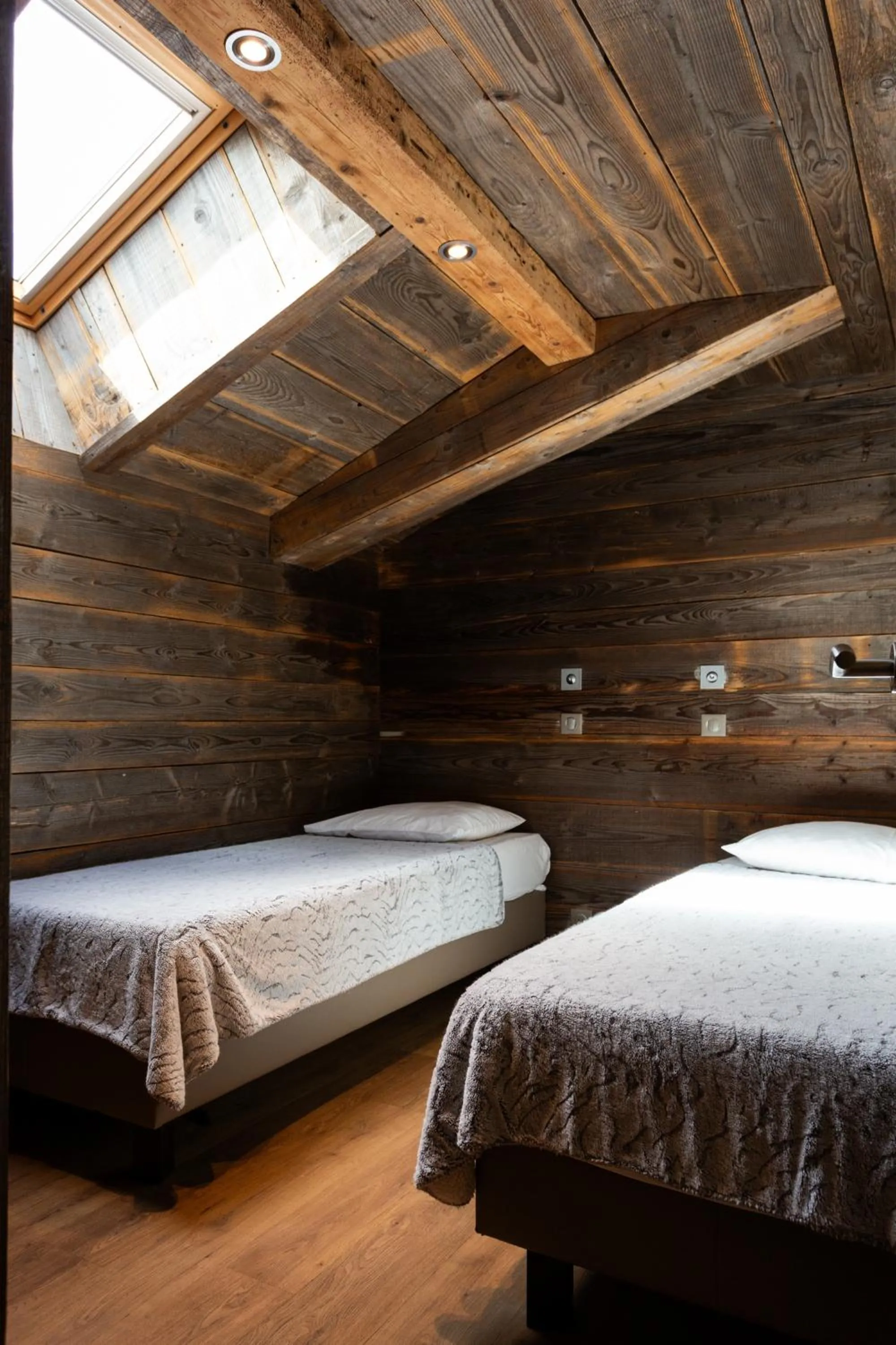 Bedroom, Bed in Le Couarôge Chalets et Appartements