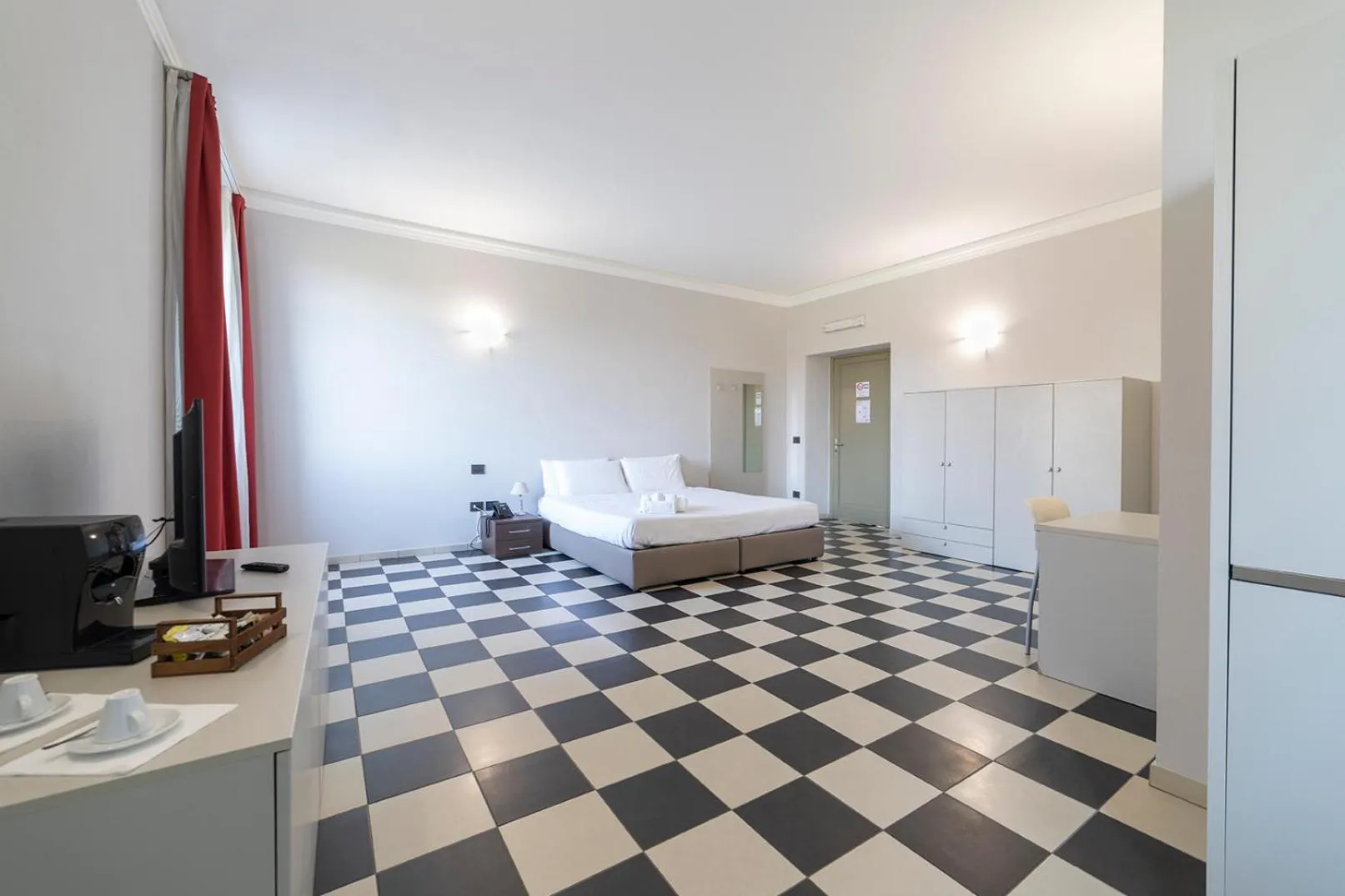 Photo of the whole room, Bed in Cascina Marchesa