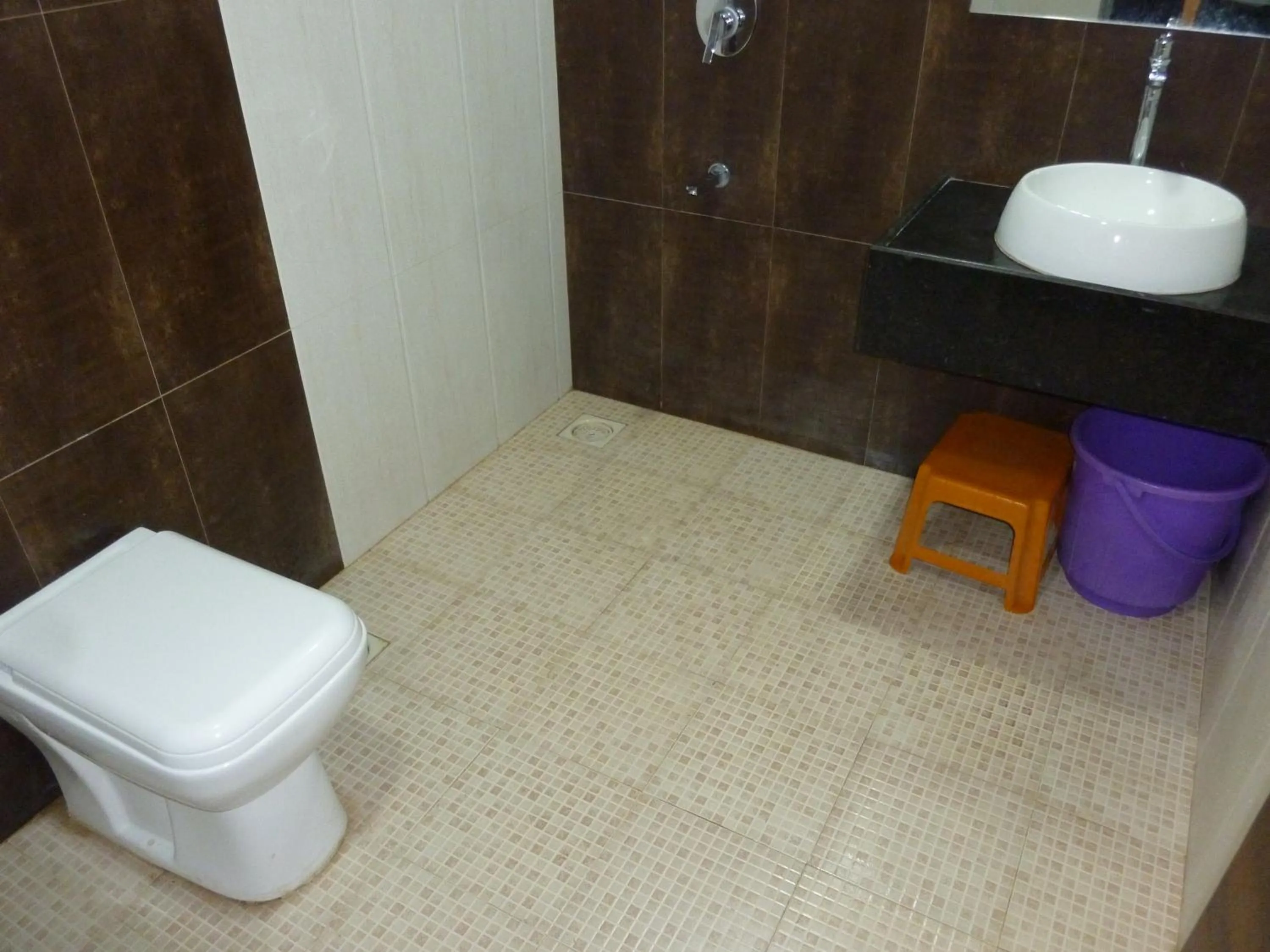 Bathroom in Hotel Orient Palace