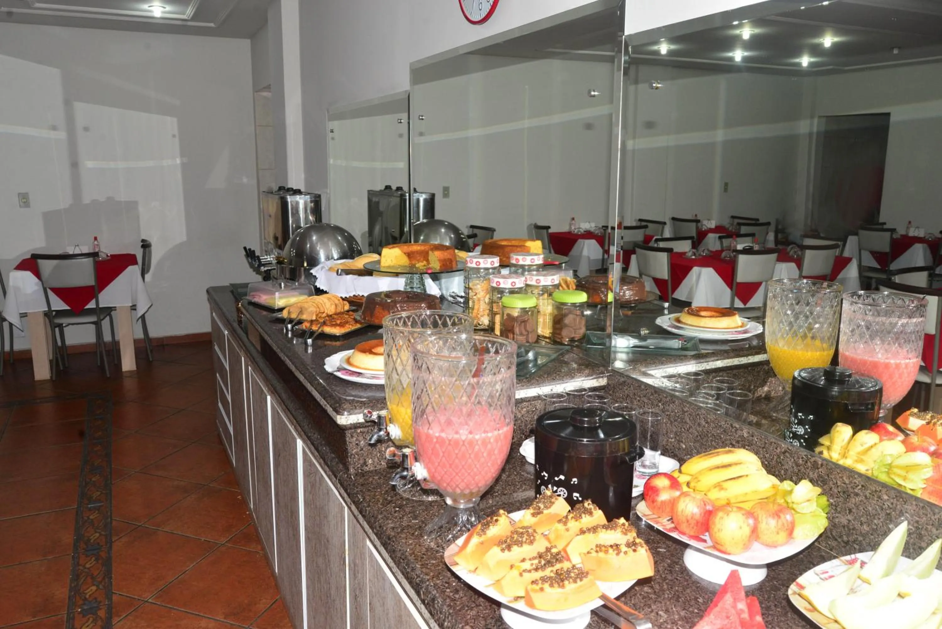 HOTEL D' LUCCA
