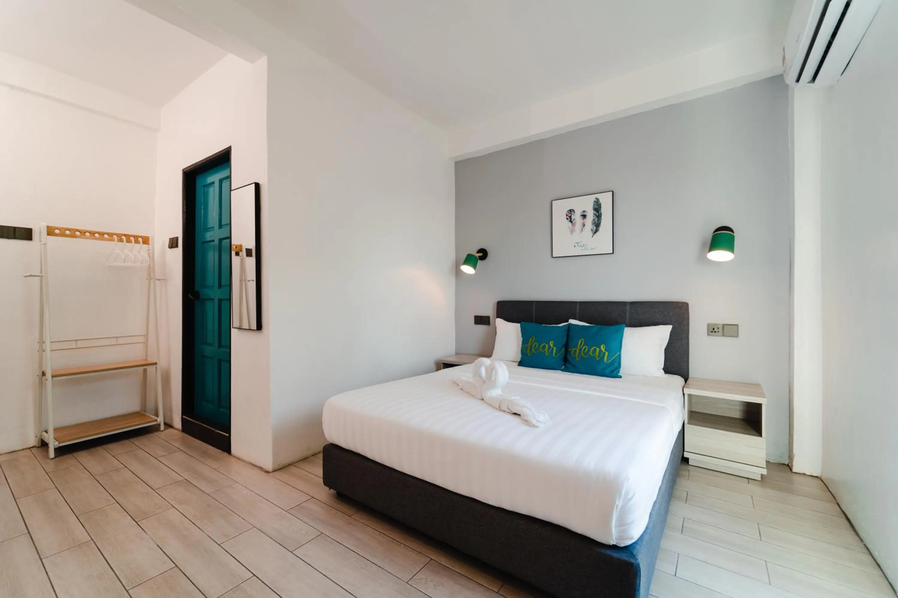 Photo of the whole room, Bed in Perfect Hub Semporna