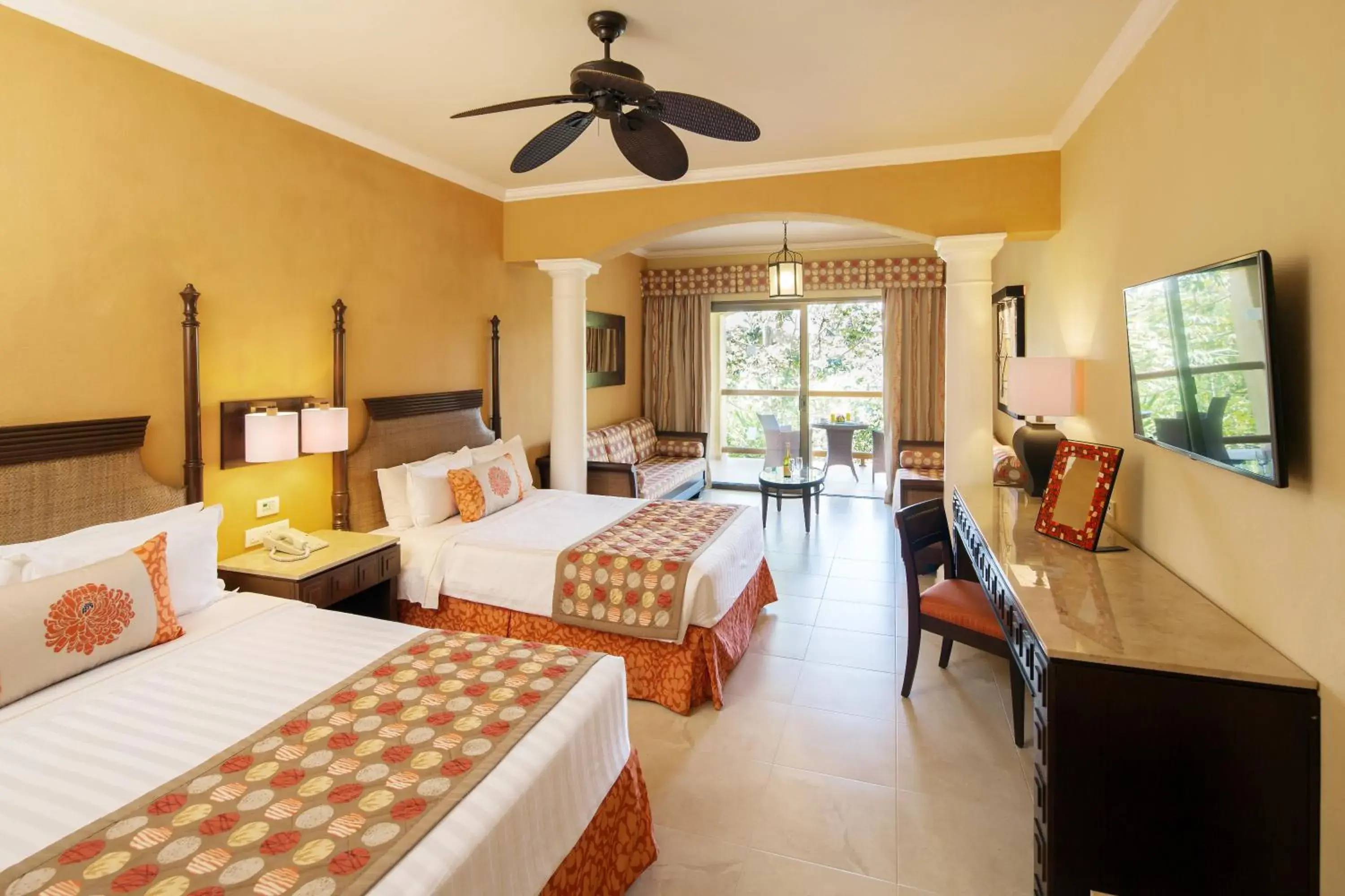 Photo of the whole room, Bed in Barceló Maya Palace - All Inclusive Photo of the whole room, Bed in Barceló Maya Palace - All Inclusive