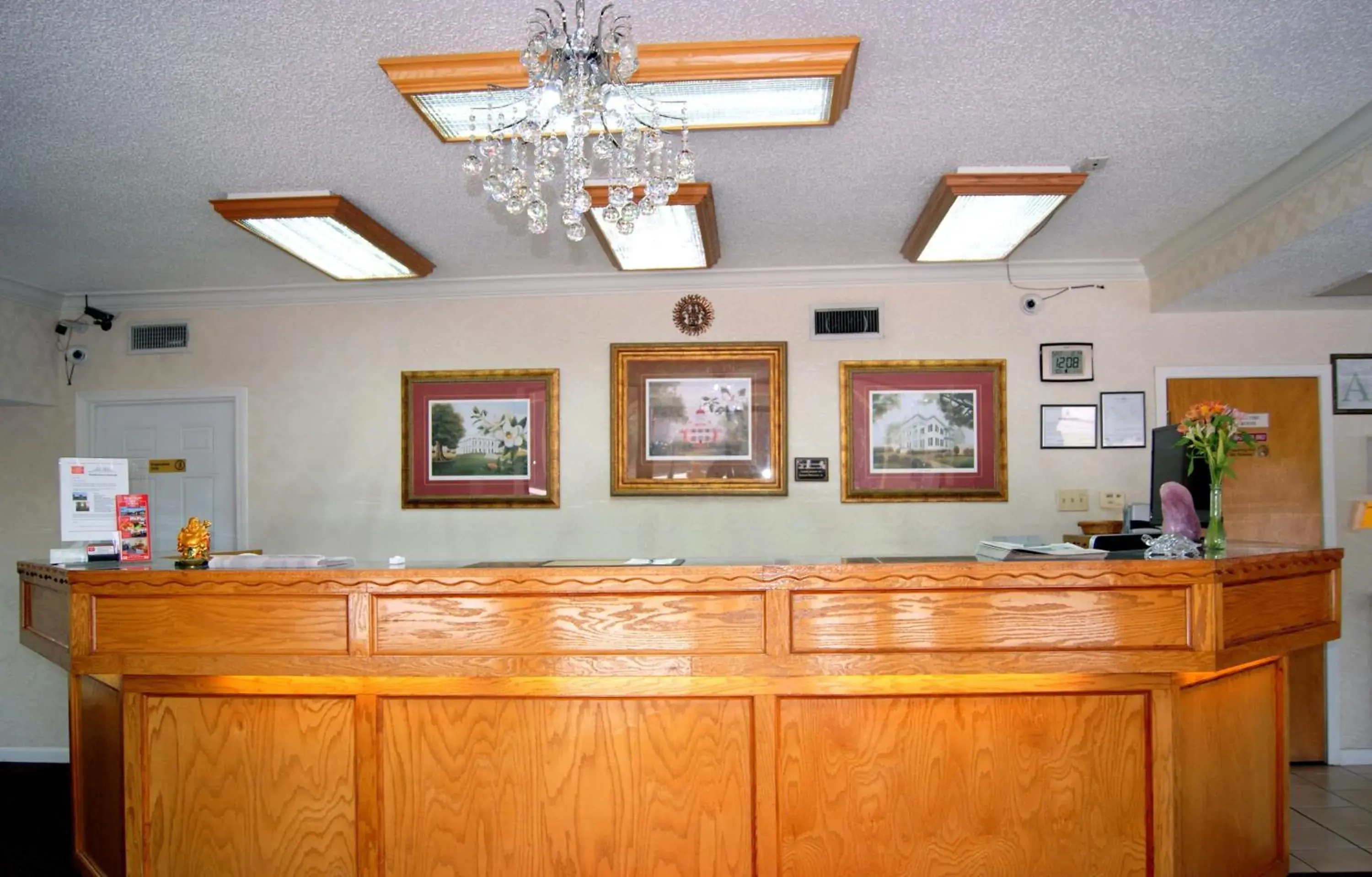 Lobby or reception in Red Carpet Inn - Natchez Lobby or reception in Red Carpet Inn - Natchez