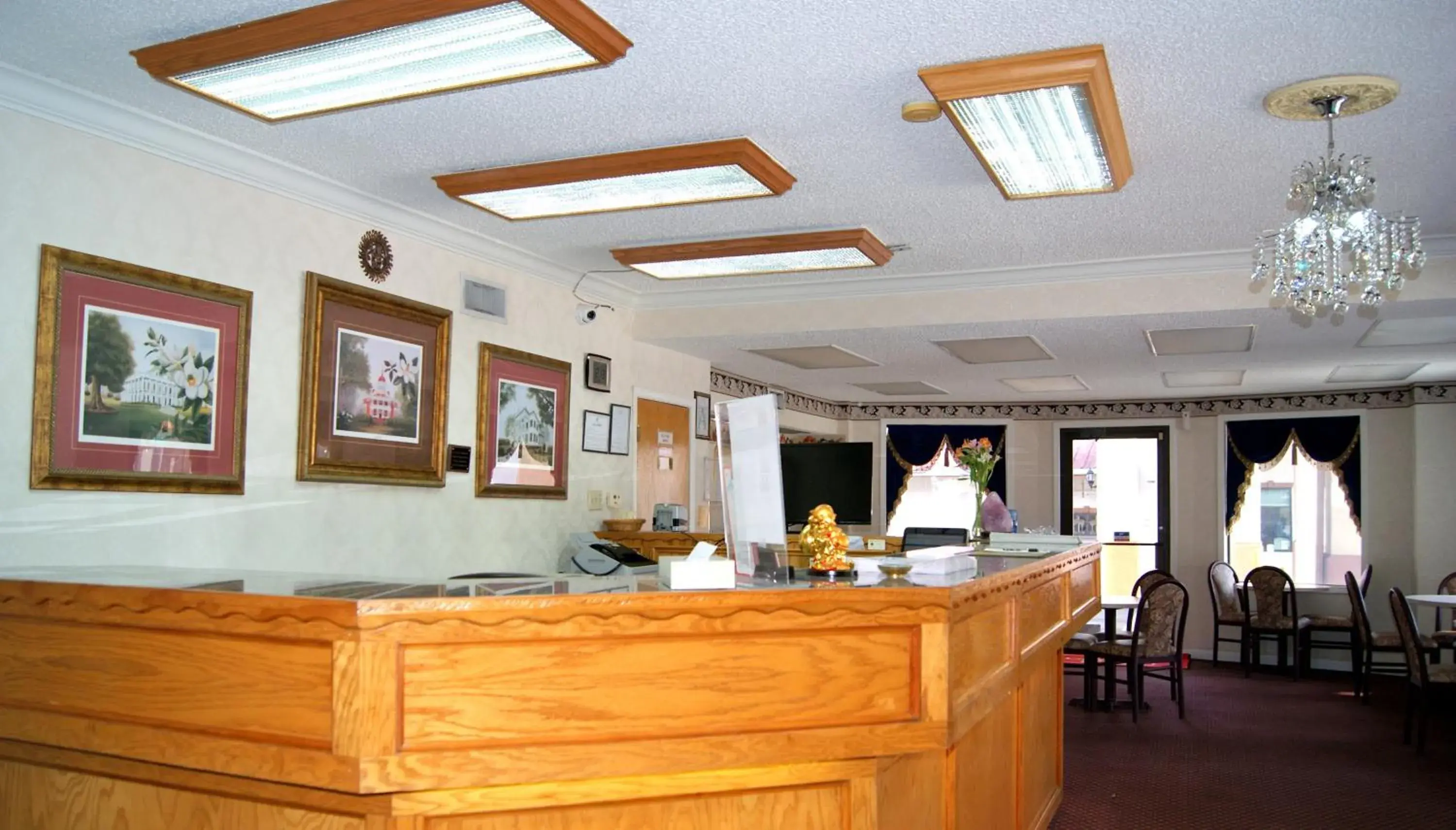 Lobby or reception in Red Carpet Inn - Natchez Lobby or reception in Red Carpet Inn - Natchez