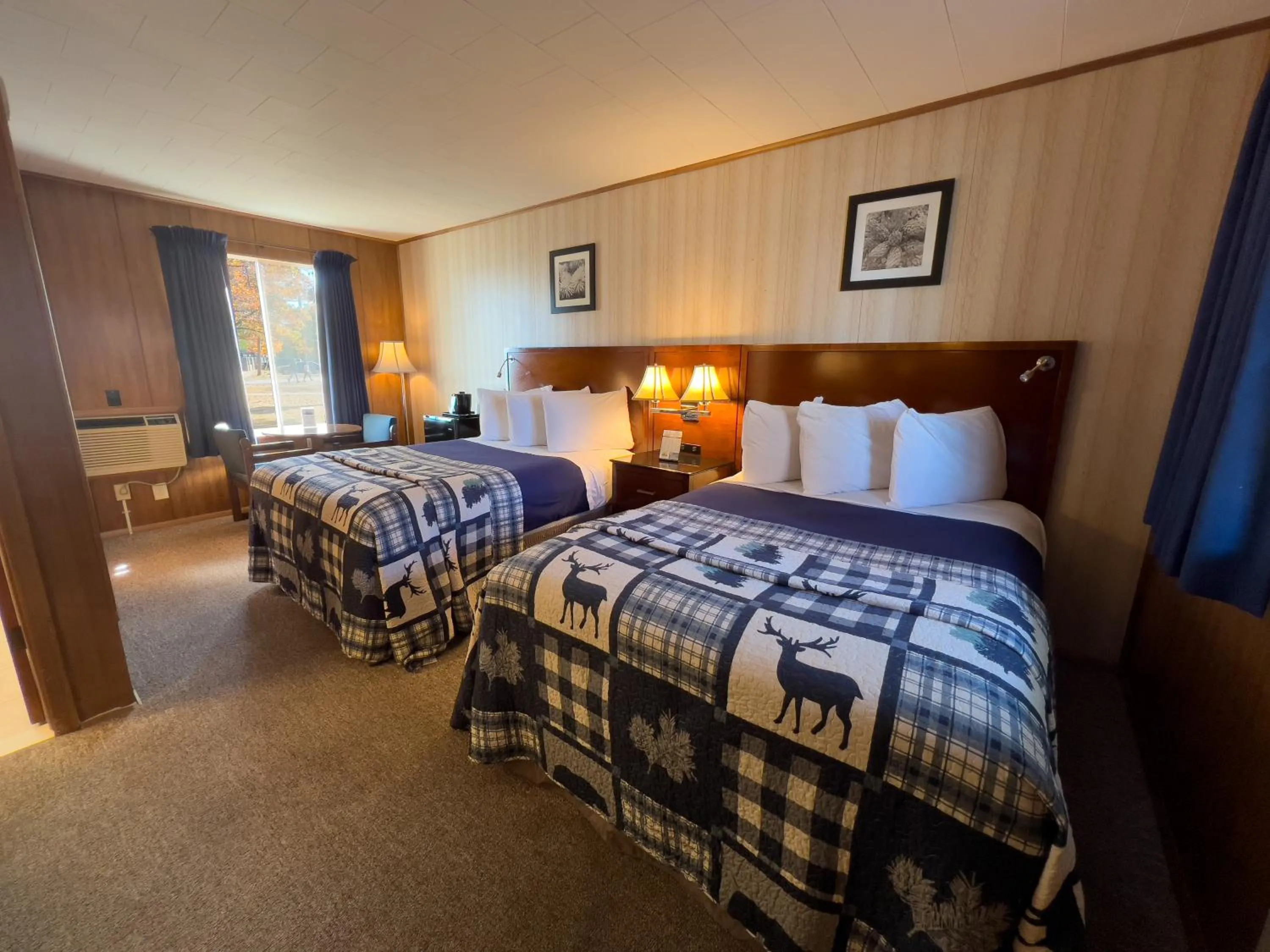 Standard Double Room in Riviera Motel