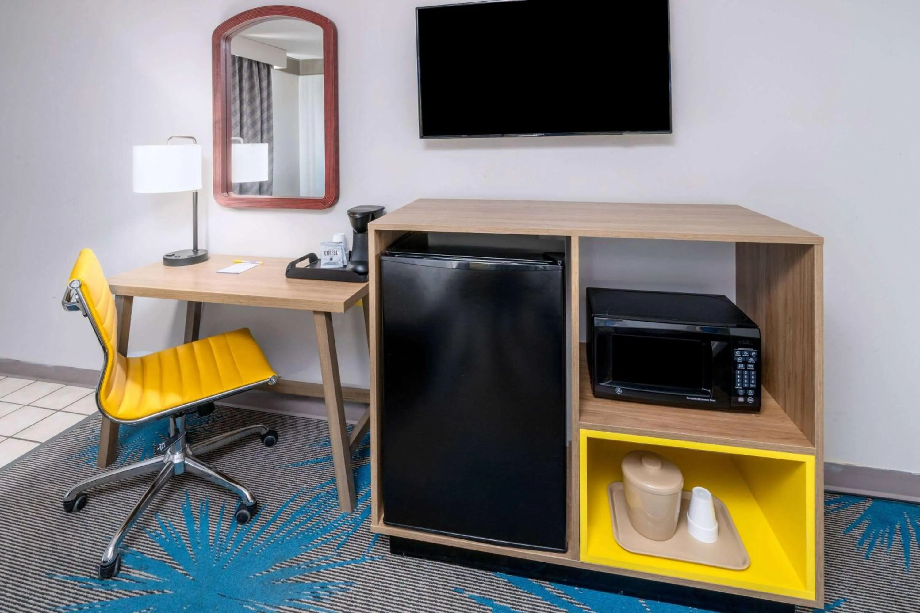 Photo of the whole room in Days Inn by Wyndham Delta CO