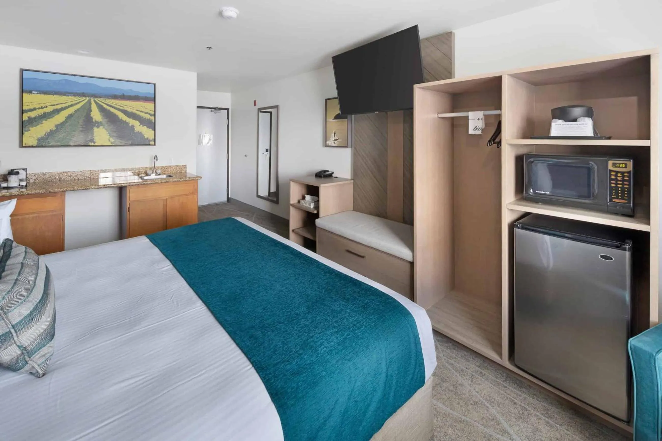 Bed in The Marina Inn