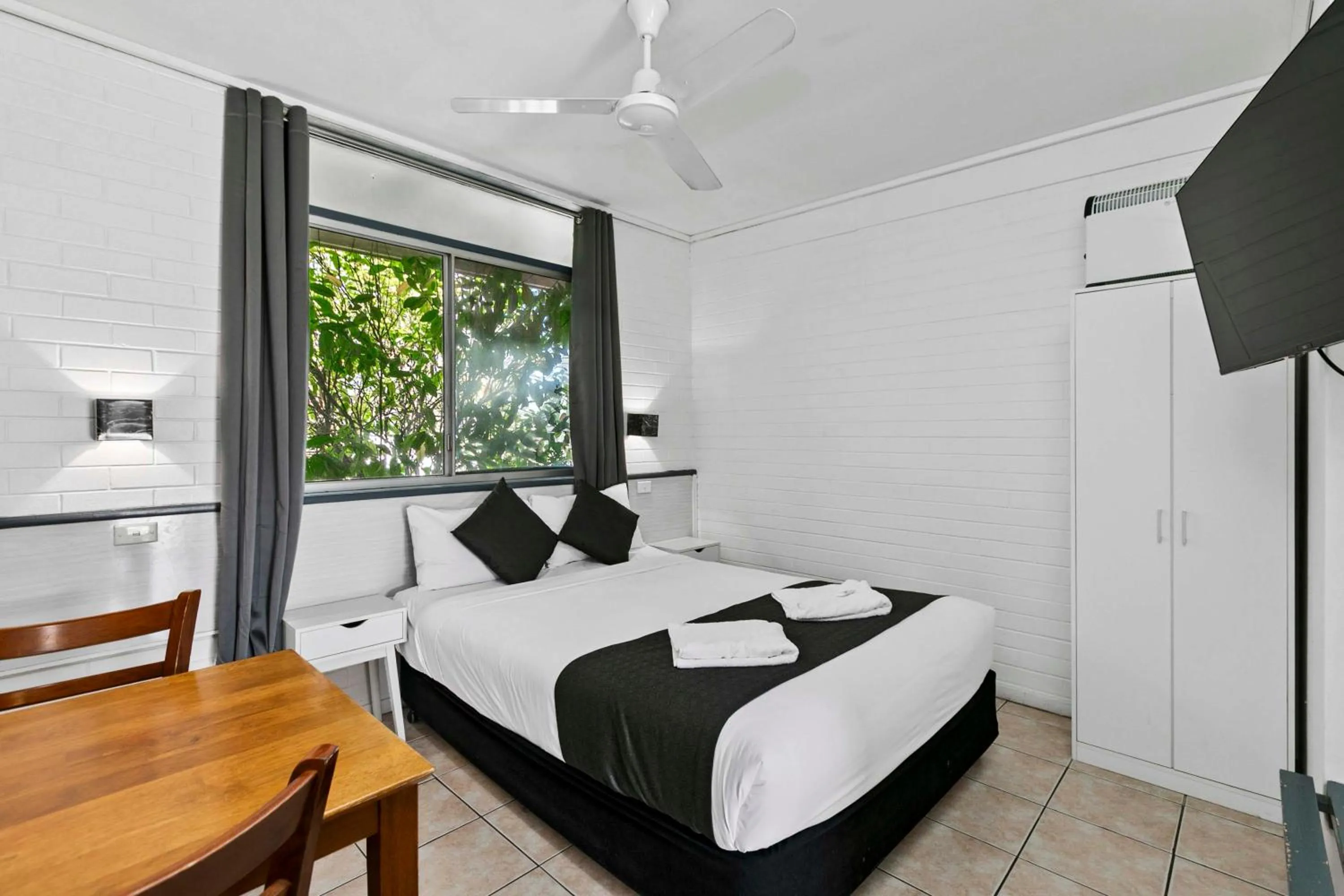 TV and multimedia, Bed in Maryborough City Motel