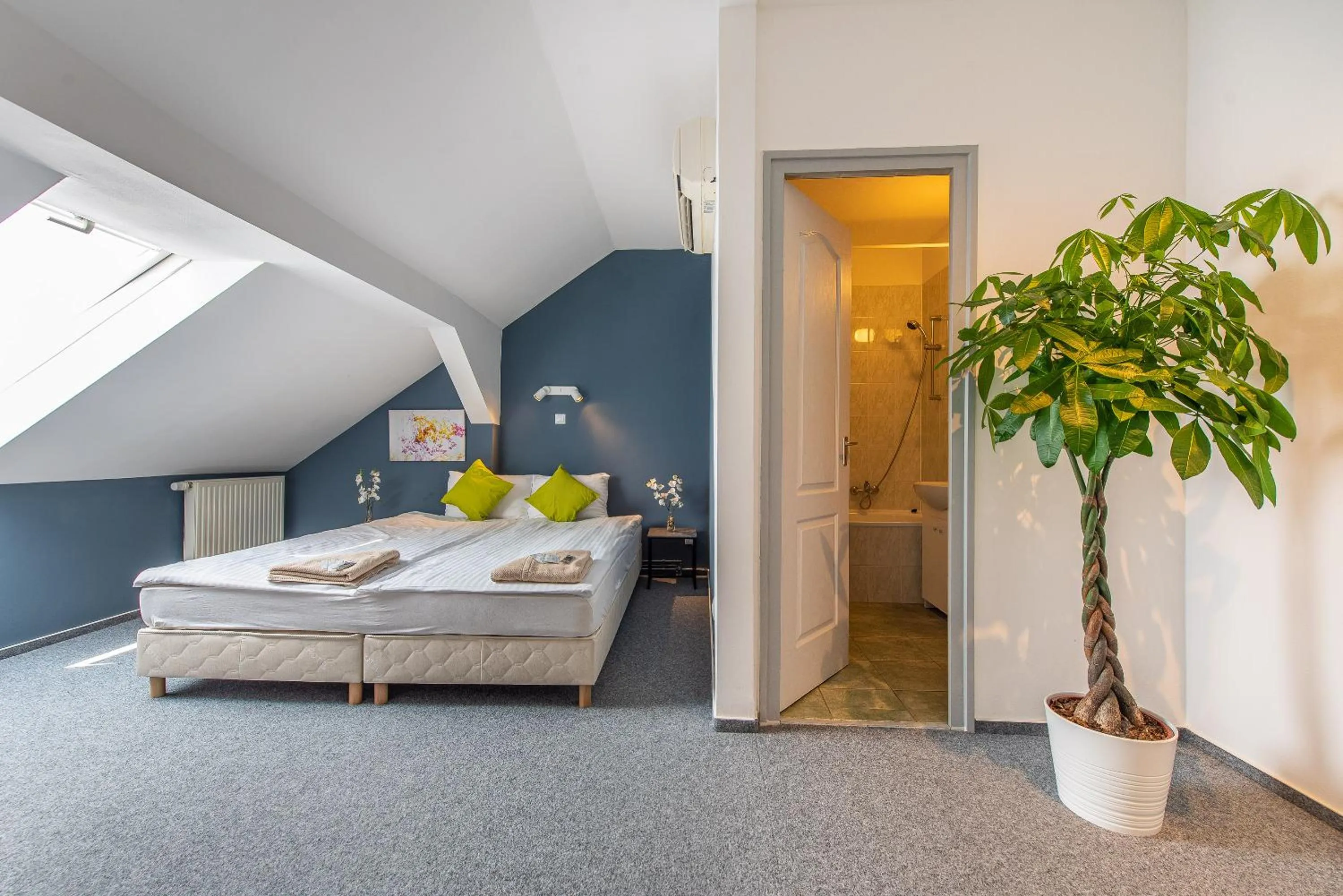 Bed in Herczeg Udvarház Poroszló