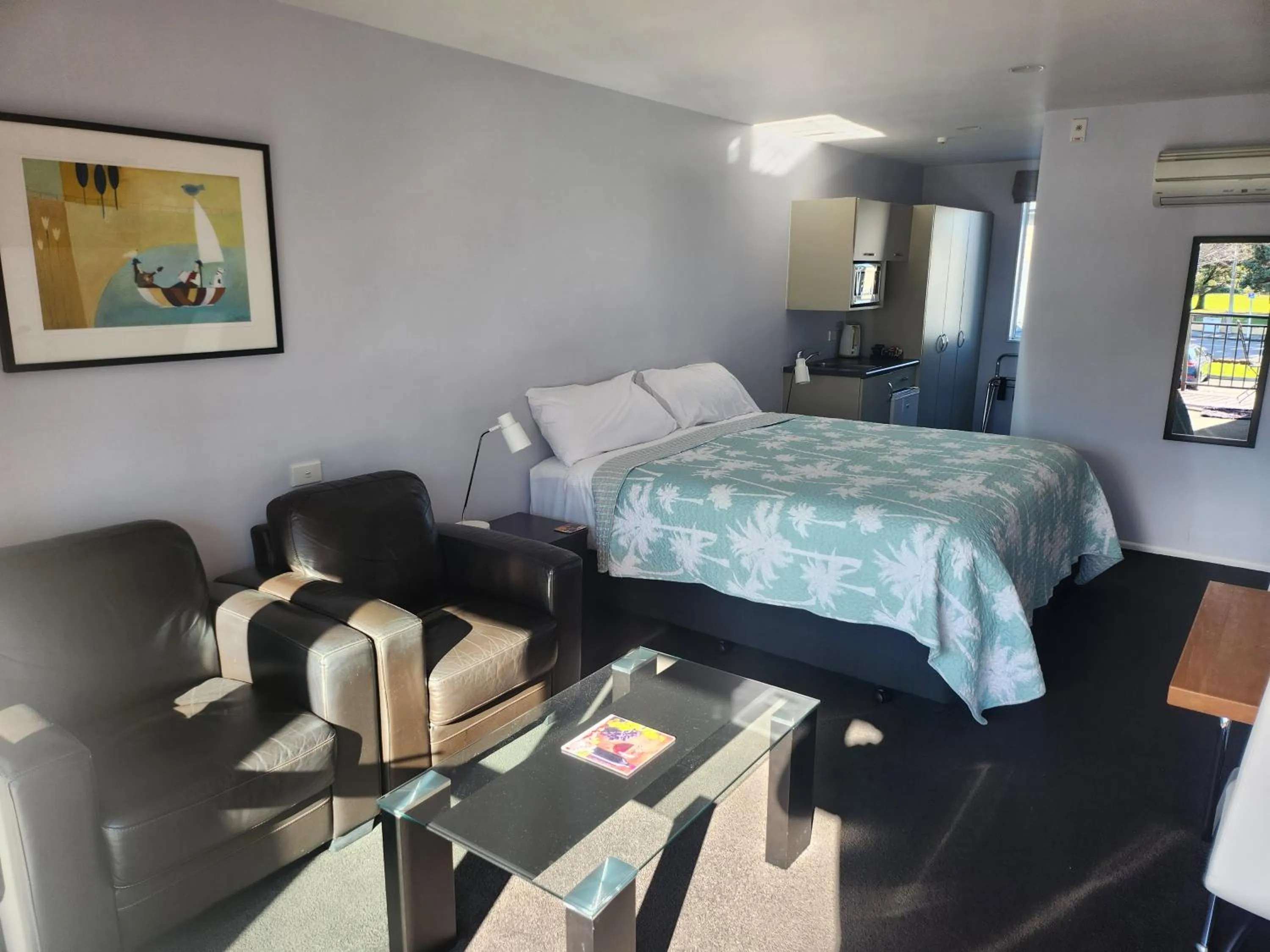 Bed in Lugano Motor Lodge