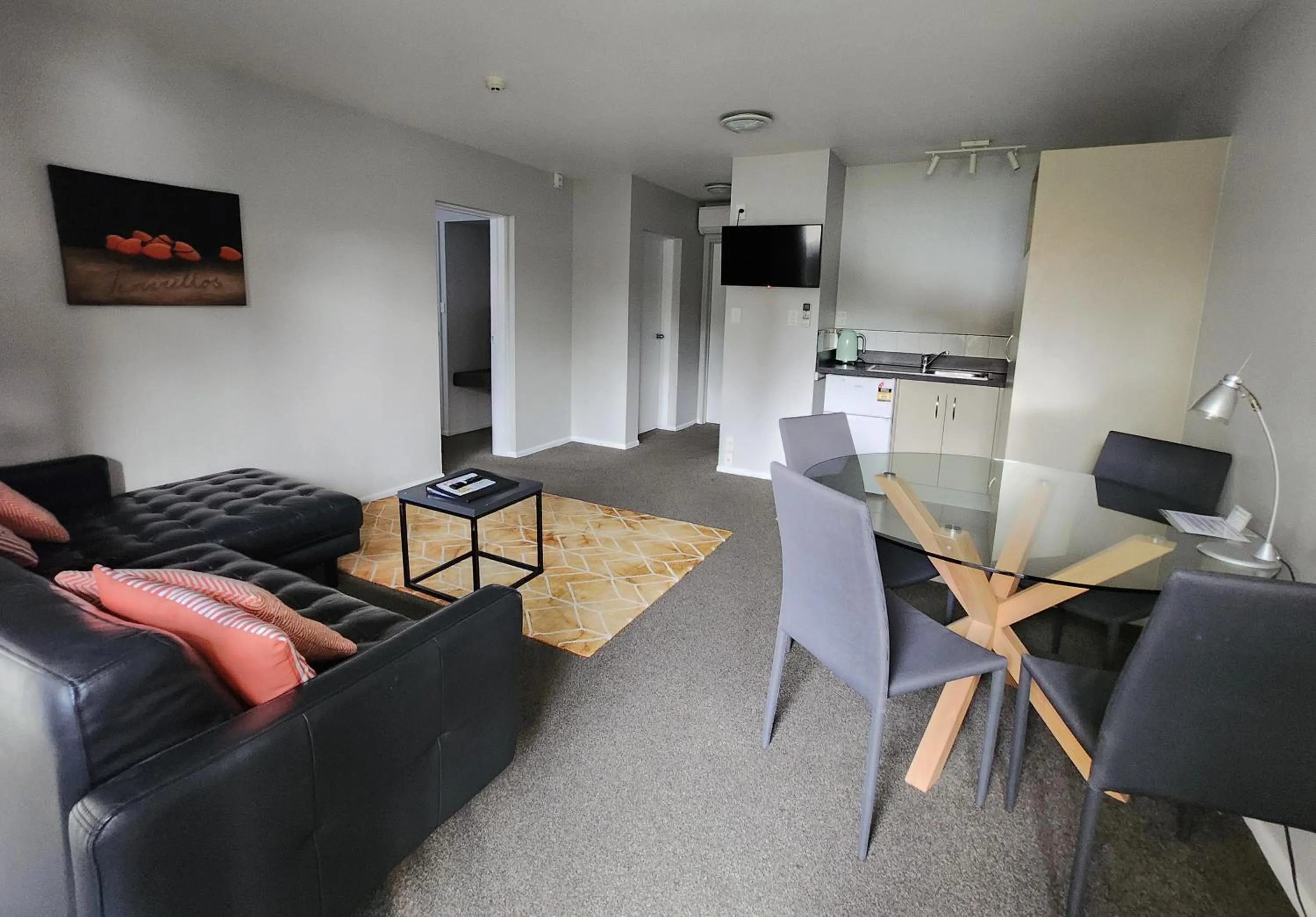 TV and multimedia in Lugano Motor Lodge