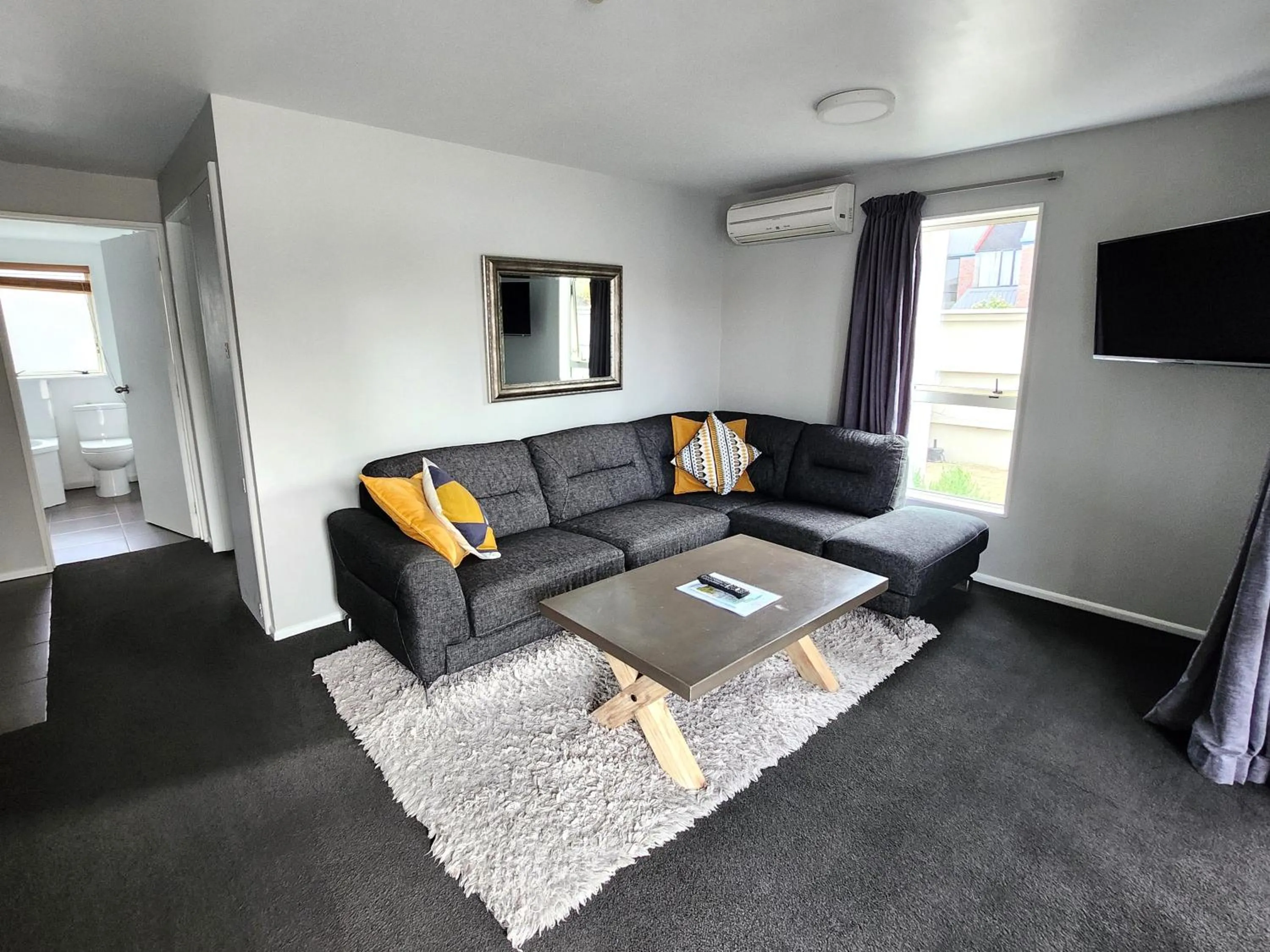 Living room in Lugano Motor Lodge