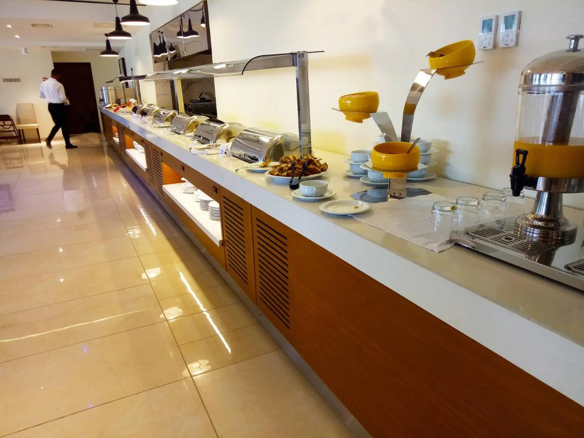 Restaurant/places to eat in Monty Suites & Golf Restaurant/places to eat in Monty Suites & Golf