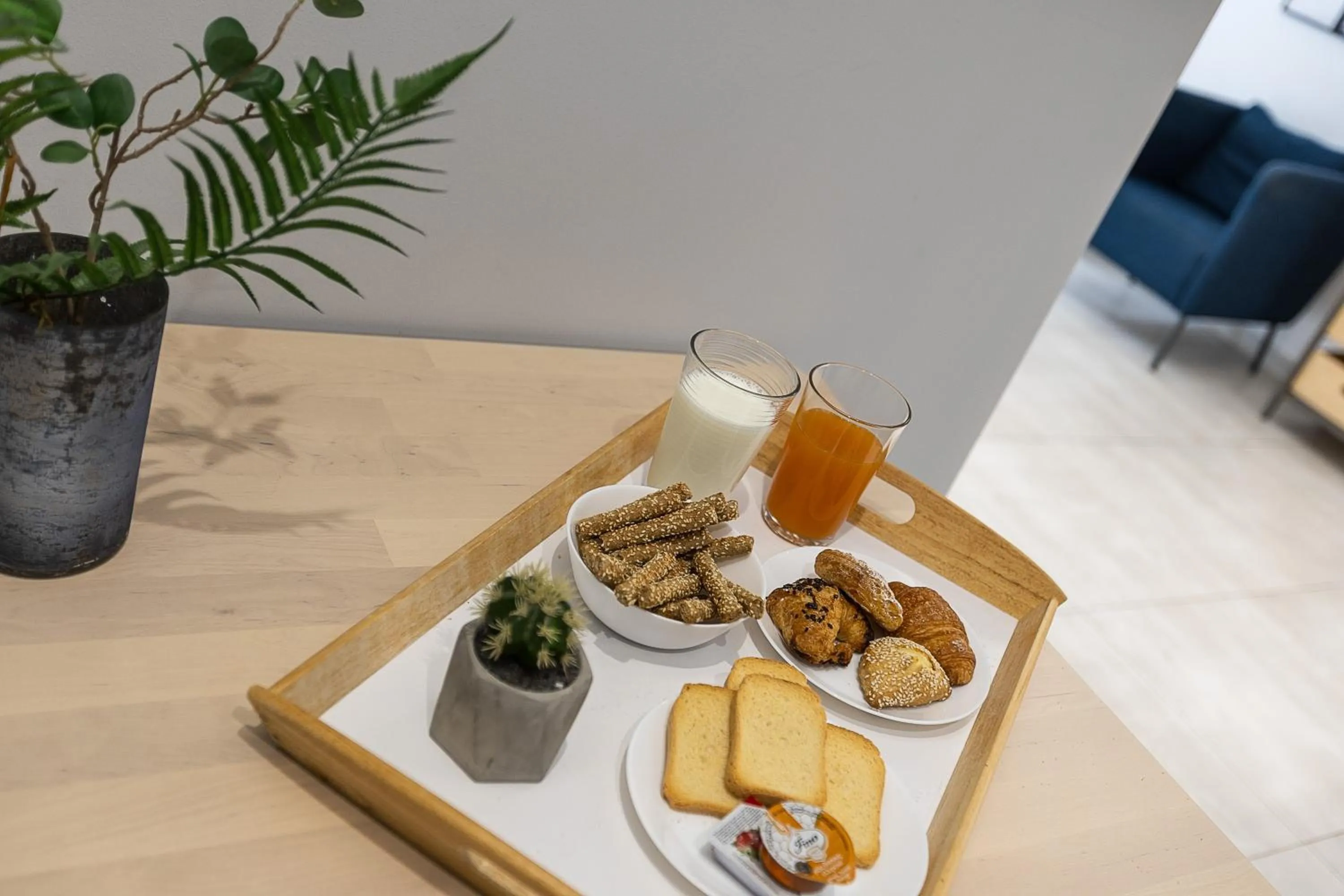 Food and drinks in The Omnia Collection Pagrati