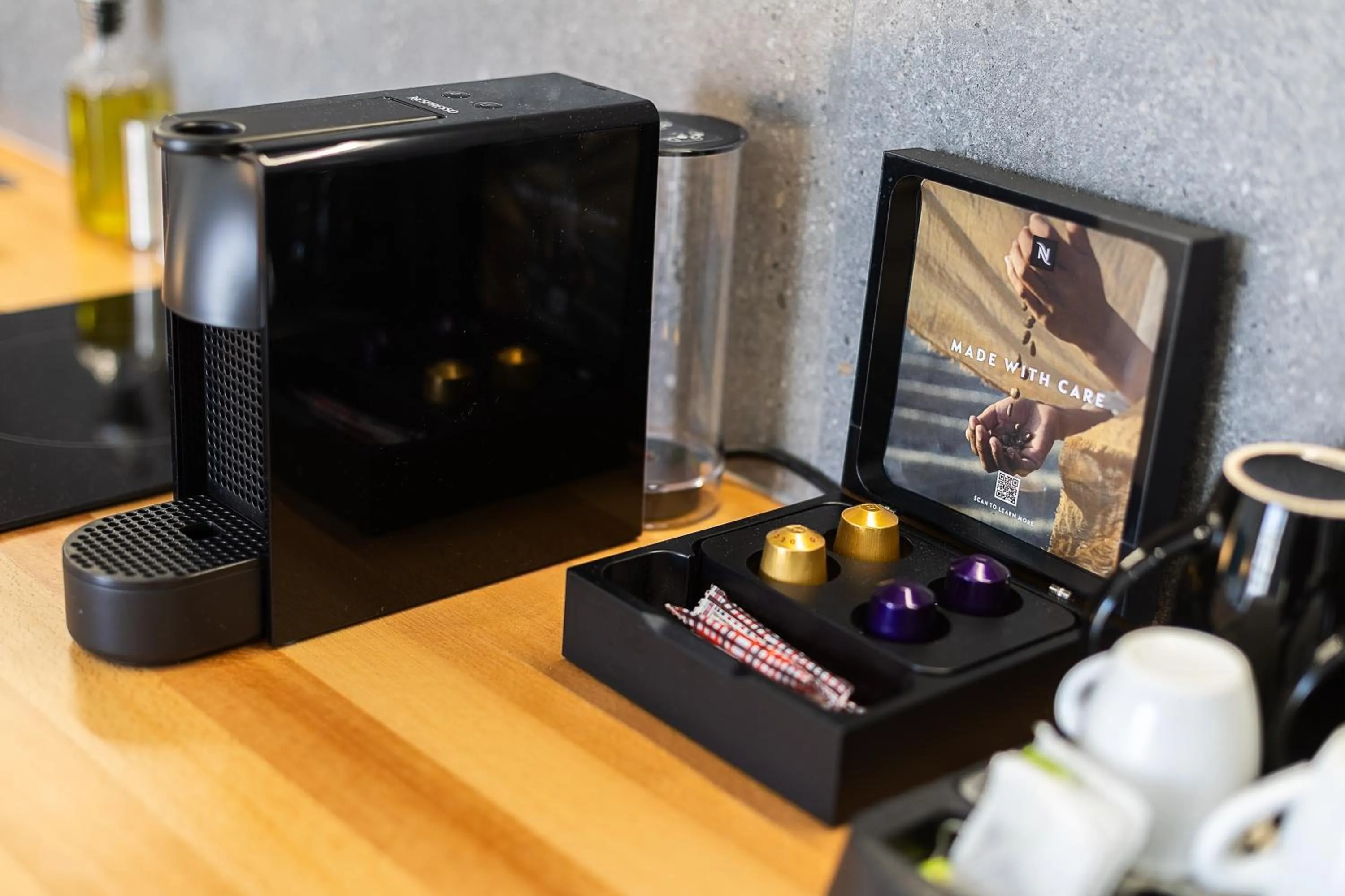 Coffee/tea facilities in The Omnia Collection Pagrati