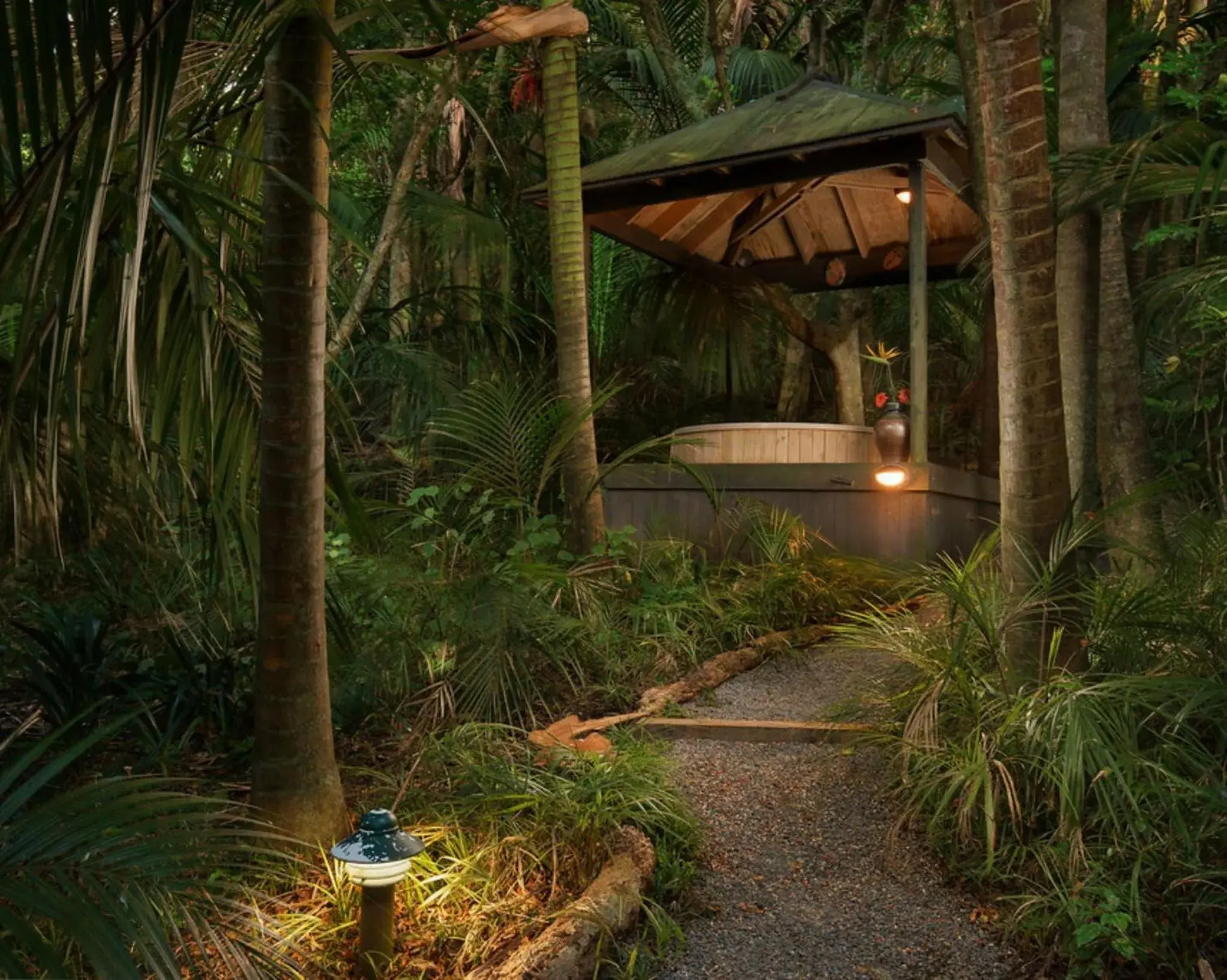 Hot Tub in Greenmantle Estate Hotel Hot Tub in Greenmantle Estate Hotel