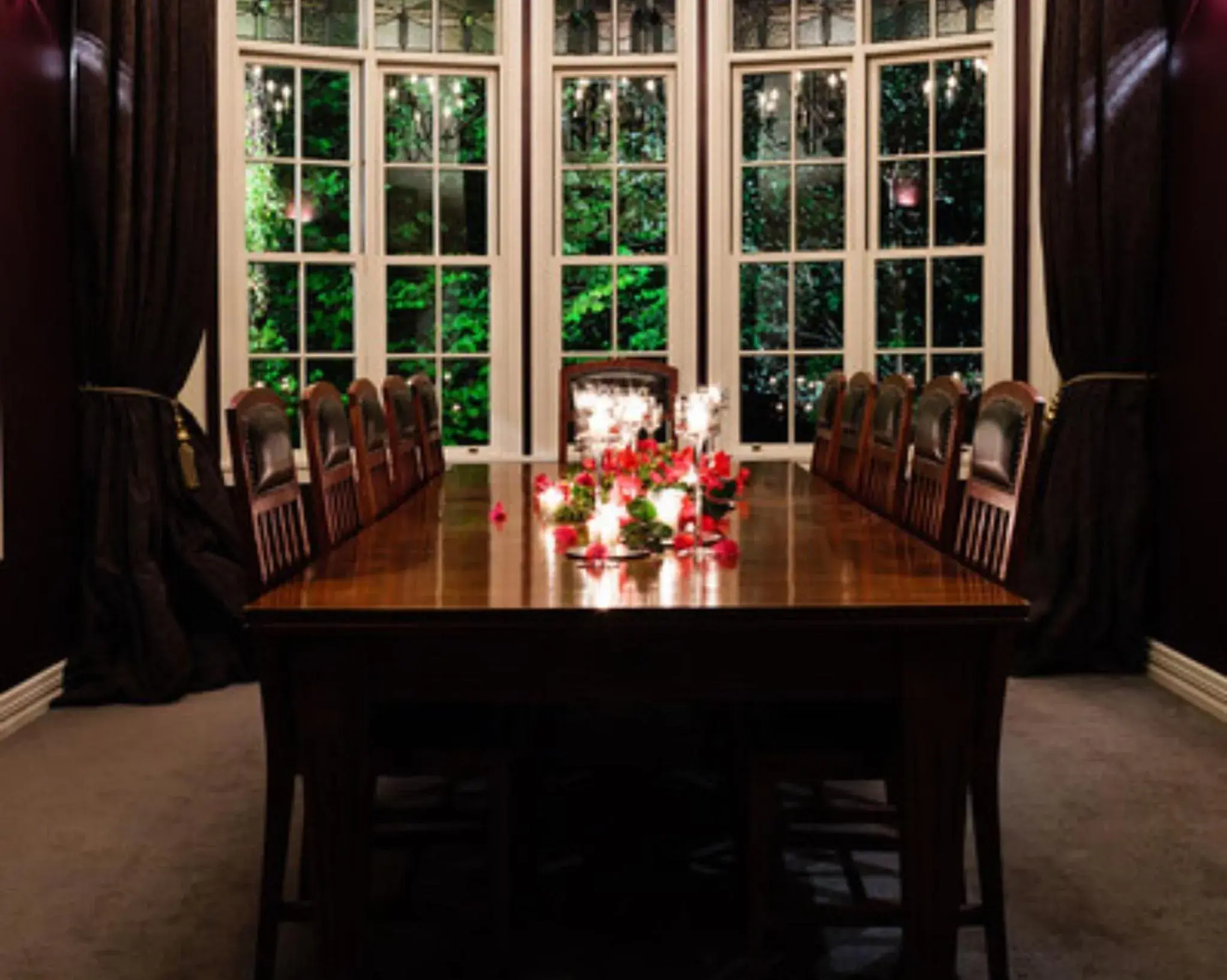 Restaurant/places to eat in Greenmantle Estate Hotel Restaurant/places to eat in Greenmantle Estate Hotel