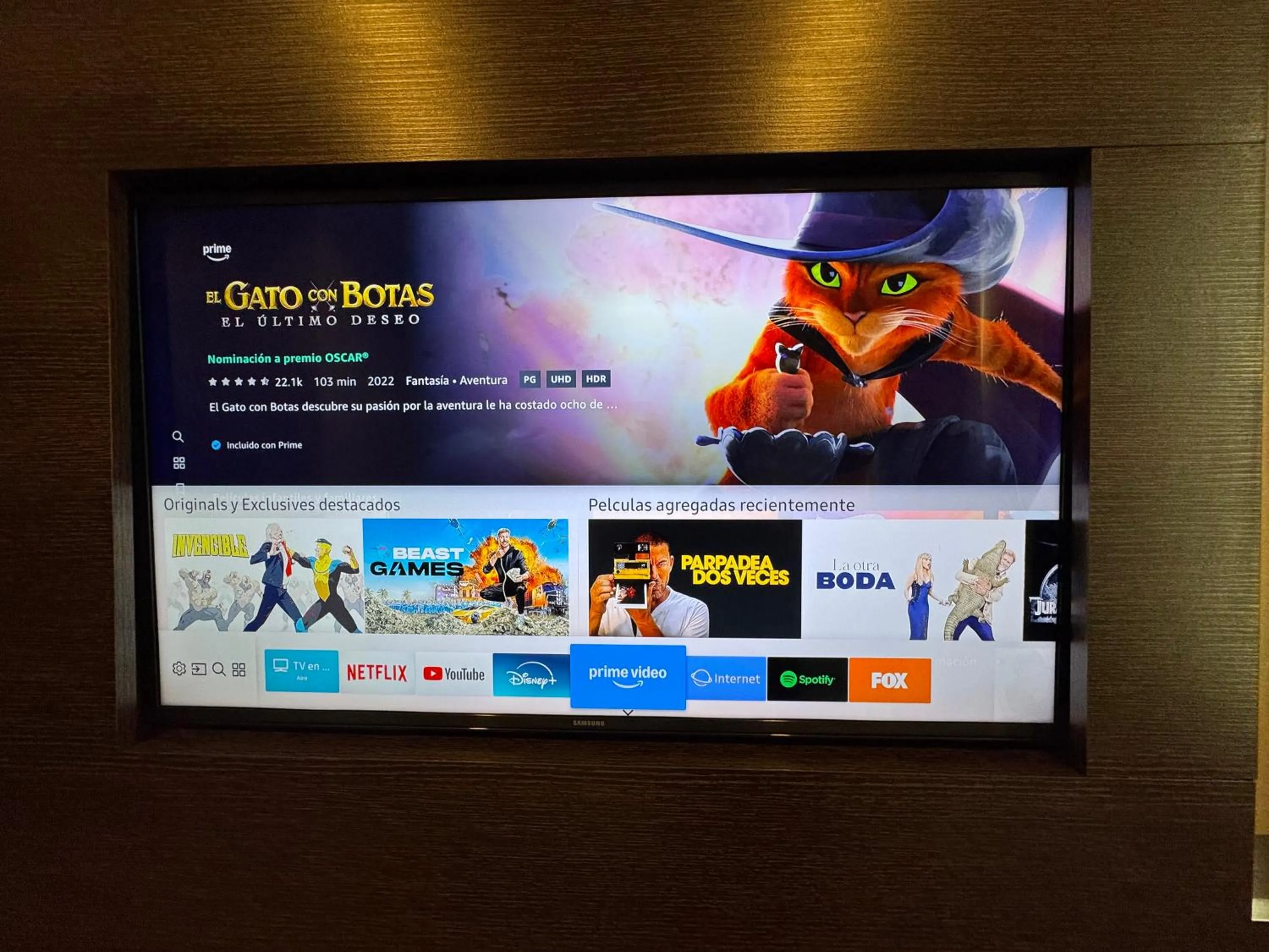 TV and multimedia in Hotel Diamond Lima