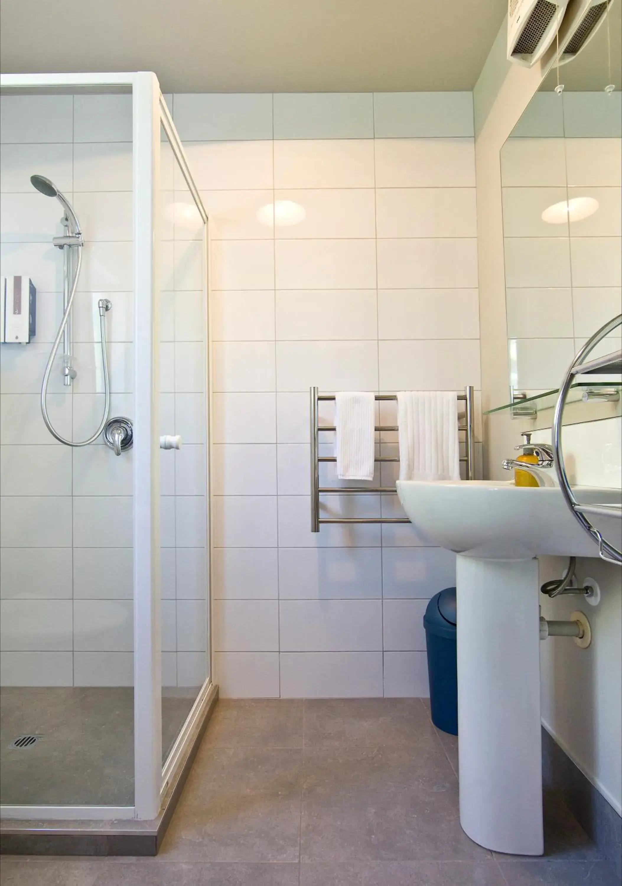 Bathroom in Orari Boutique Hotel