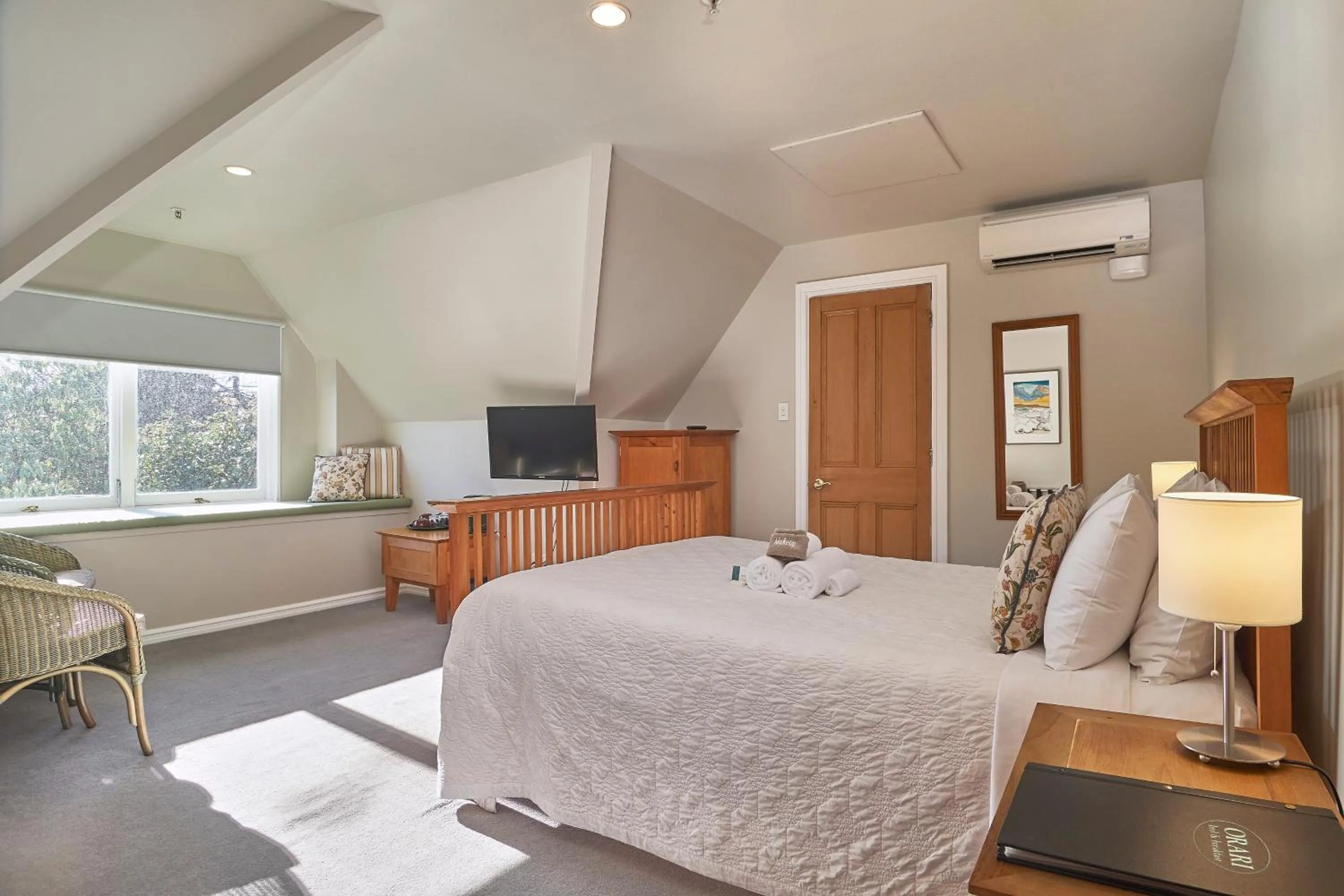 TV and multimedia, Bed in Orari Boutique Hotel