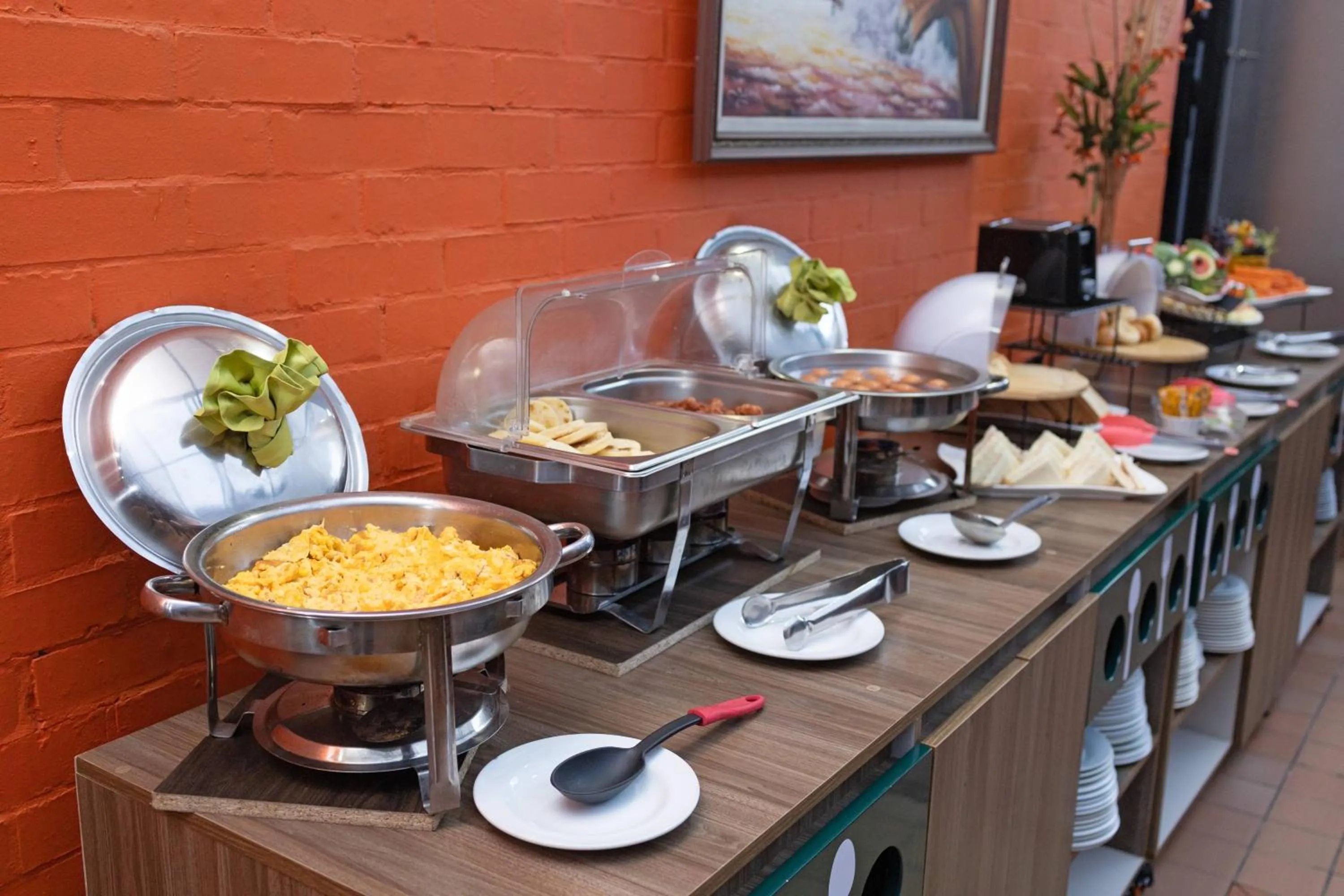 Buffet breakfast in Hotel Regency Boutique La Feria