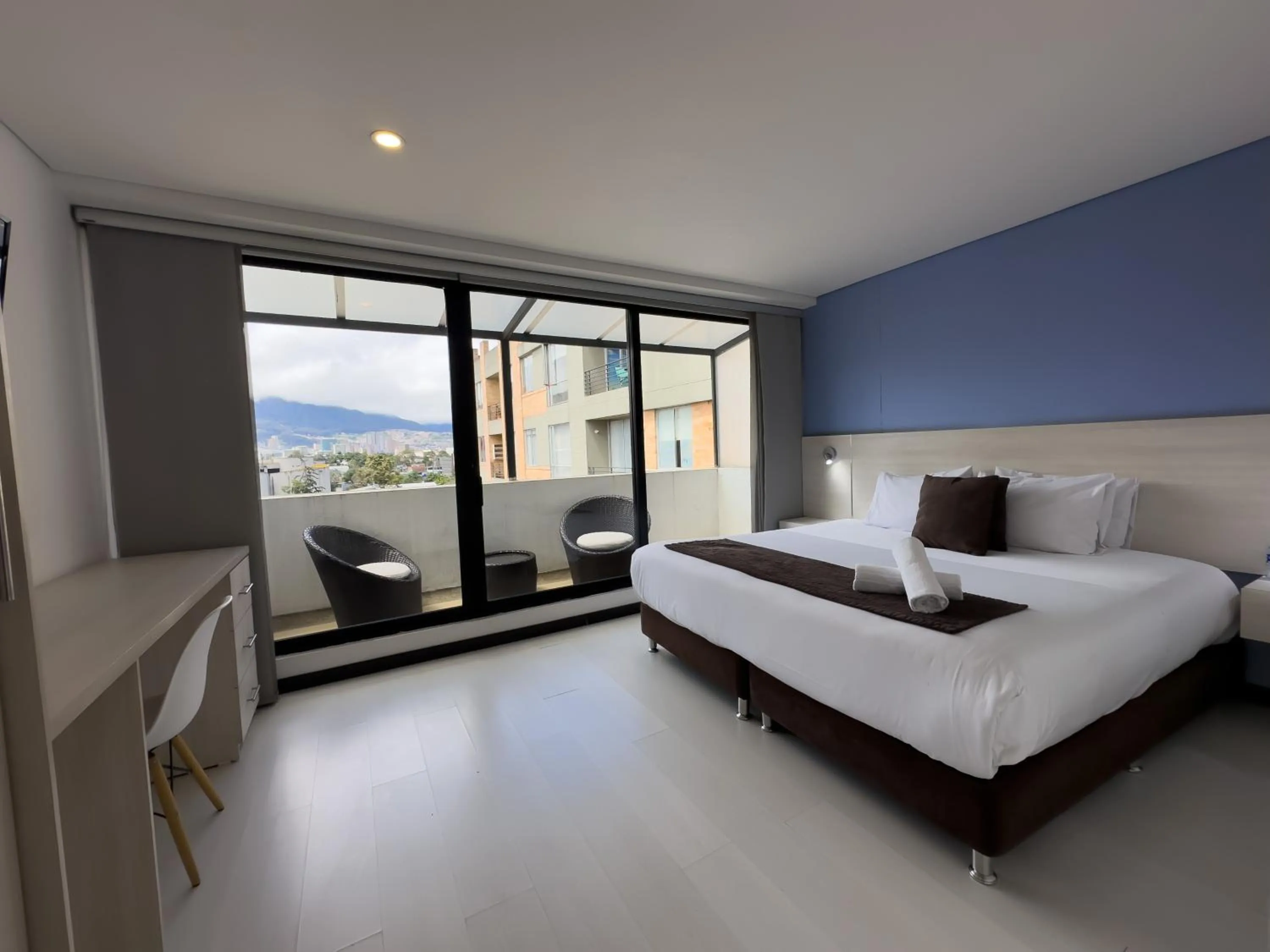 Bedroom, Bed in Hotel Regency Boutique La Feria